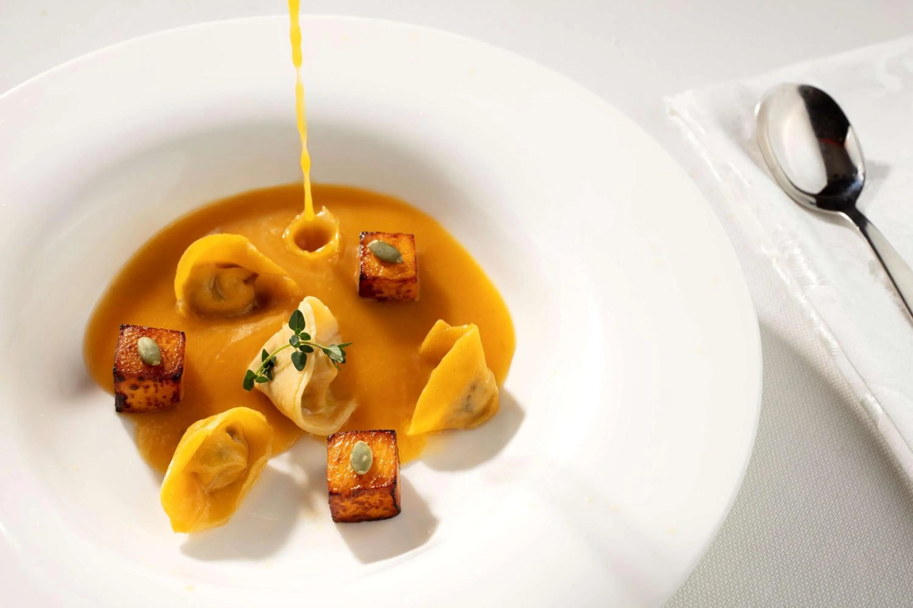 Restaurant/places to eat in Symphony Style Hotel Kuwait