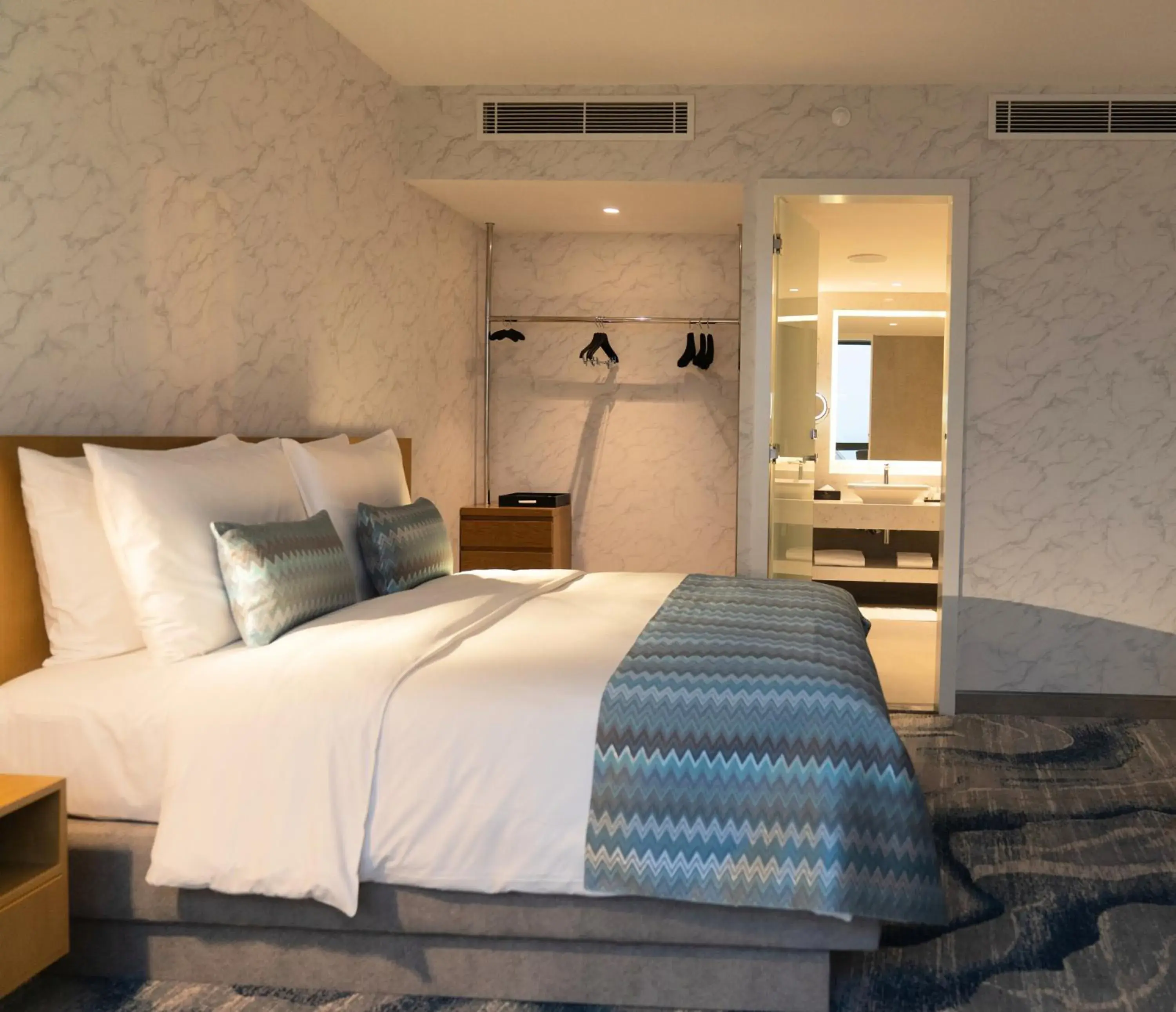 Bed in Symphony Style Hotel Kuwait Bed in Symphony Style Hotel Kuwait