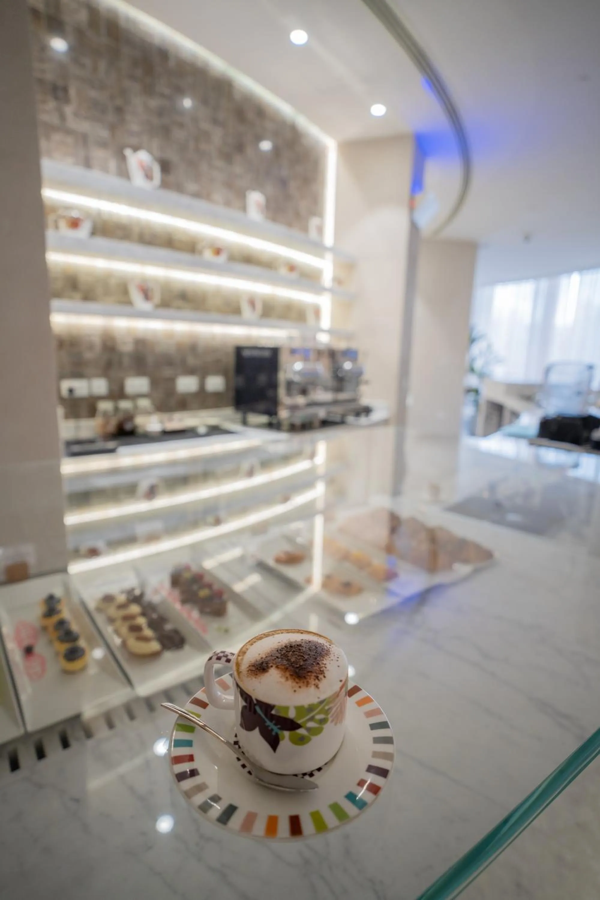 Restaurant/places to eat in Symphony Style Hotel Kuwait