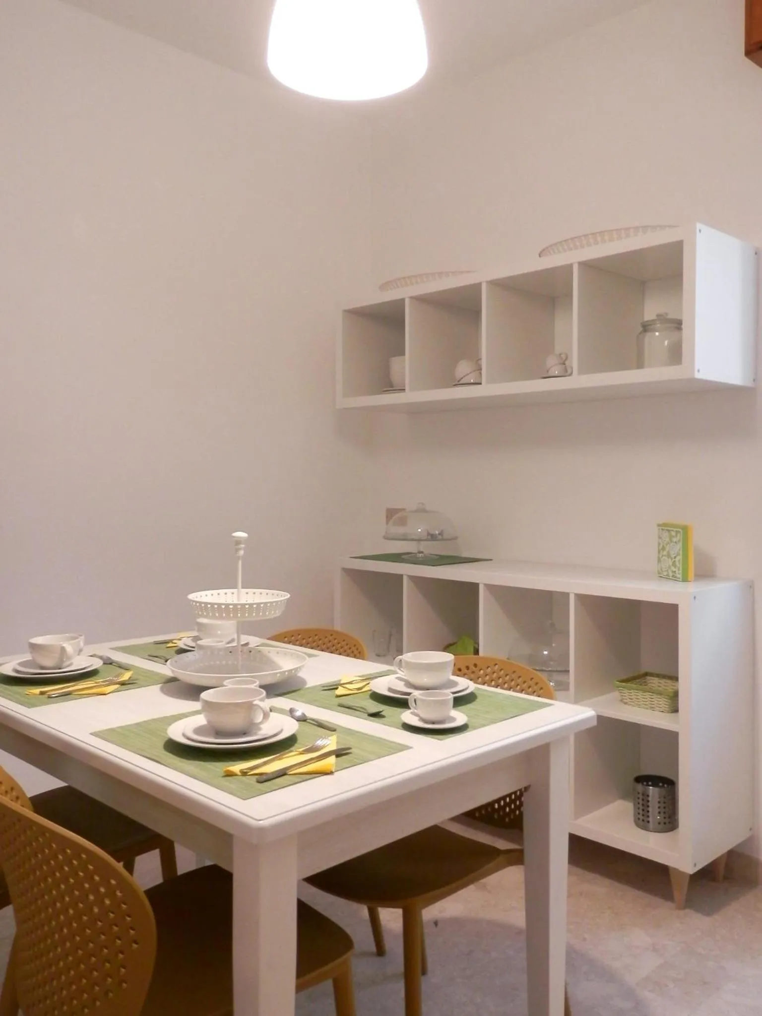 Communal kitchen in Corsaro B&B