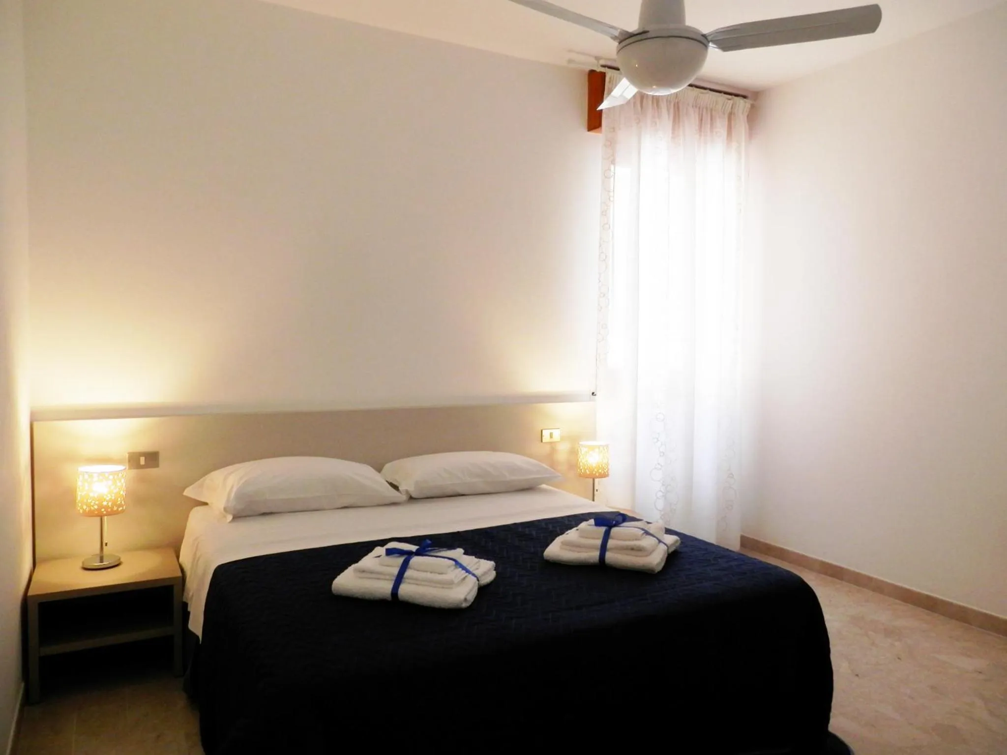 Photo of the whole room in Corsaro B&B