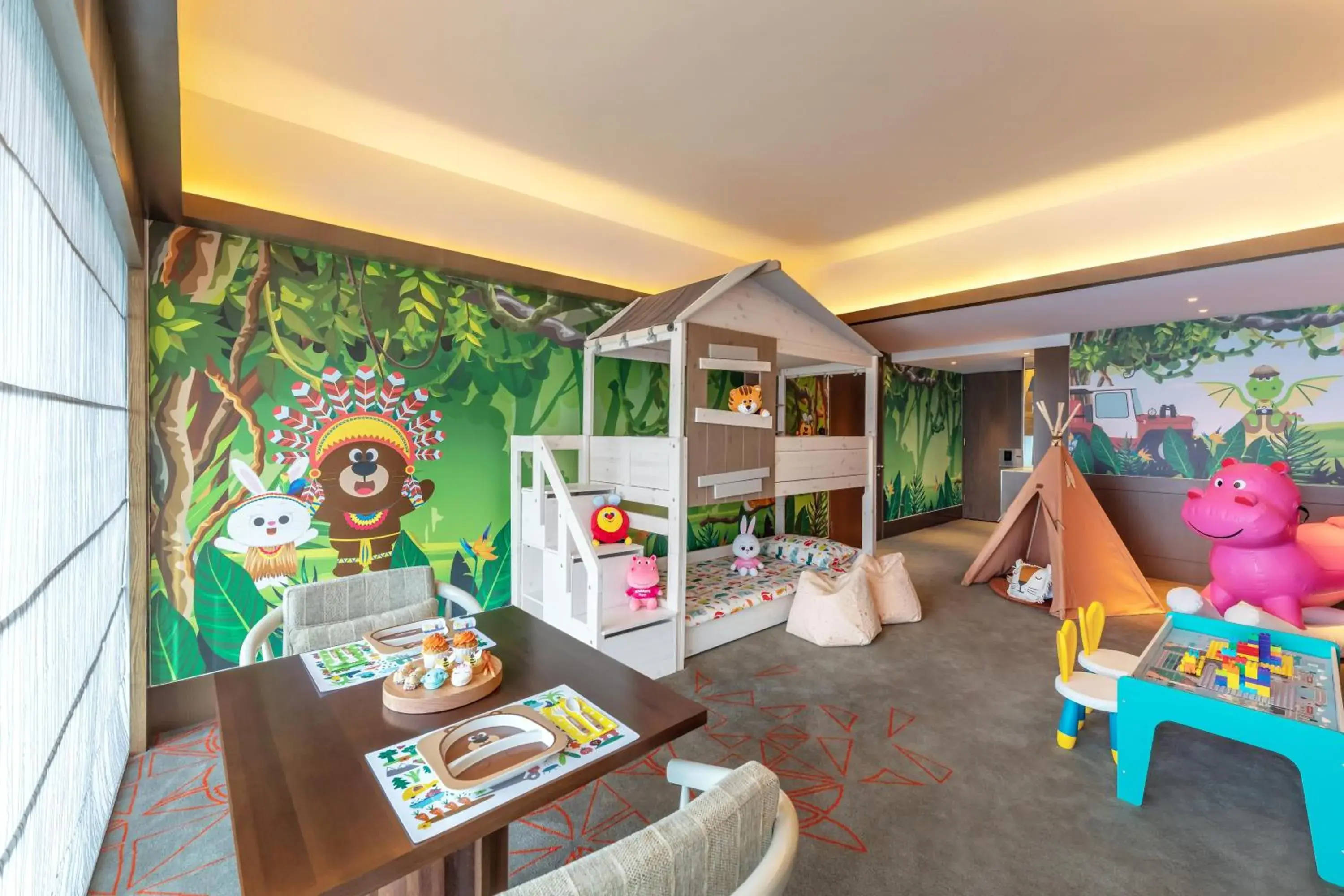 Living room in Pan Pacific Singapore Living room in Pan Pacific Singapore