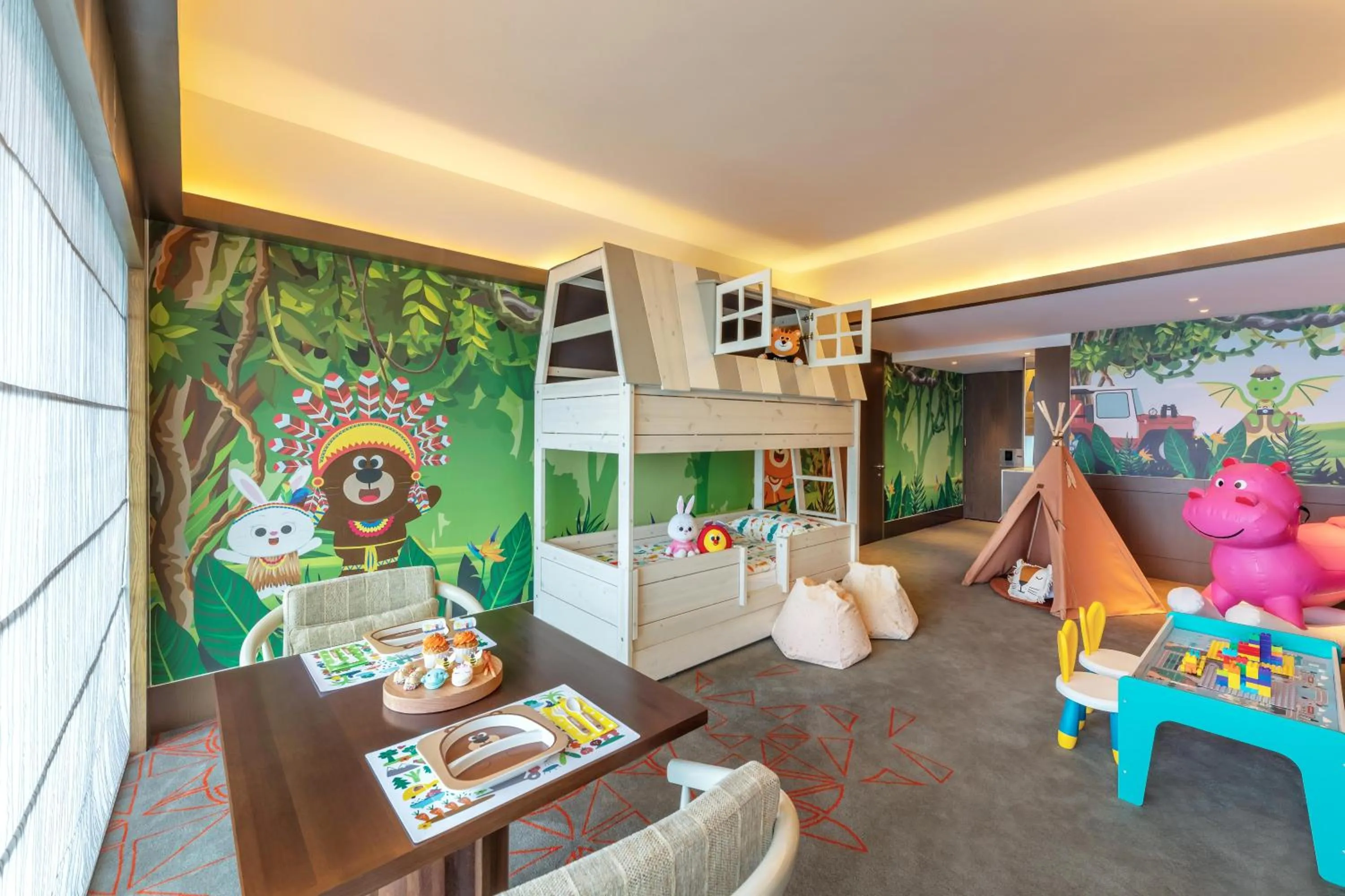 Bedroom in Pan Pacific Singapore