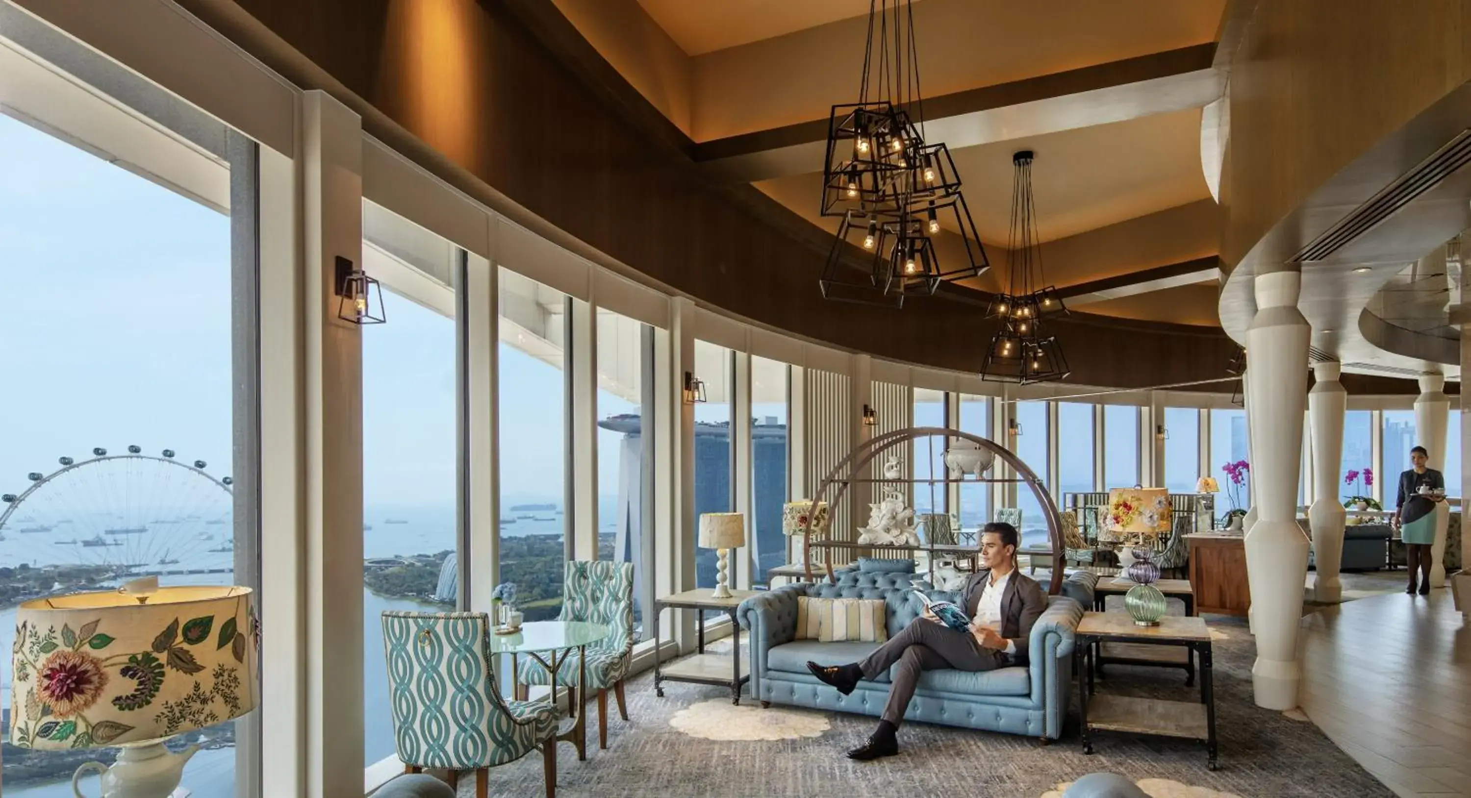 Lounge or bar in Pan Pacific Singapore Lounge or bar in Pan Pacific Singapore