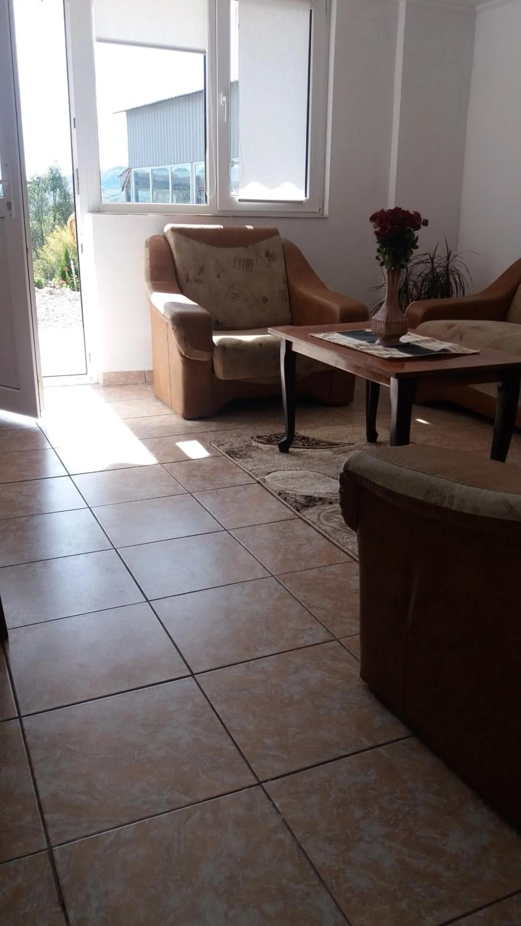 Quadruple Room with Shared Bathroom in Collias