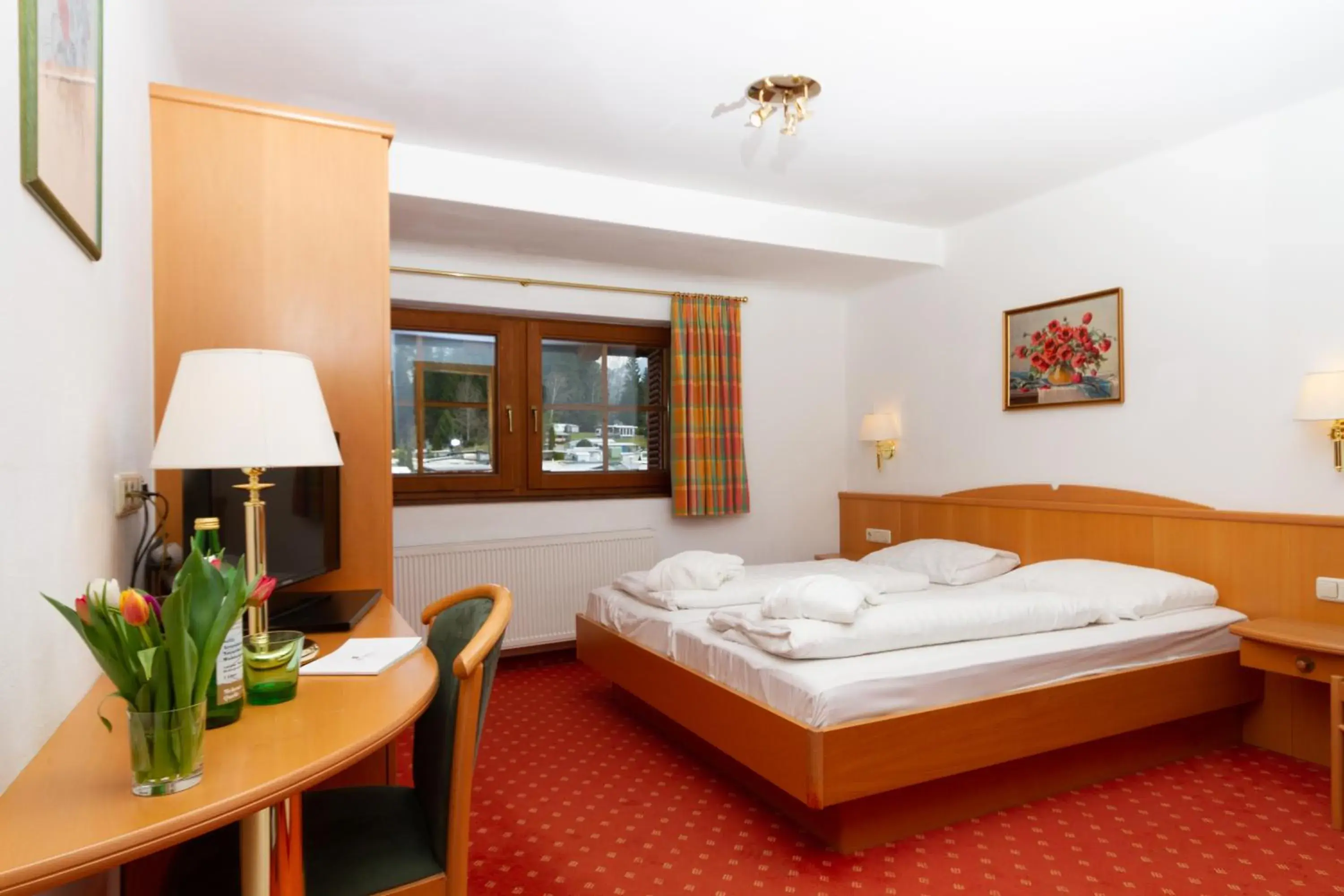 Small Double Room - single occupancy in Bruggerhof - Camping, Restaurant, Hotel Small Double Room - single occupancy in Bruggerhof - Camping, Restaurant, Hotel