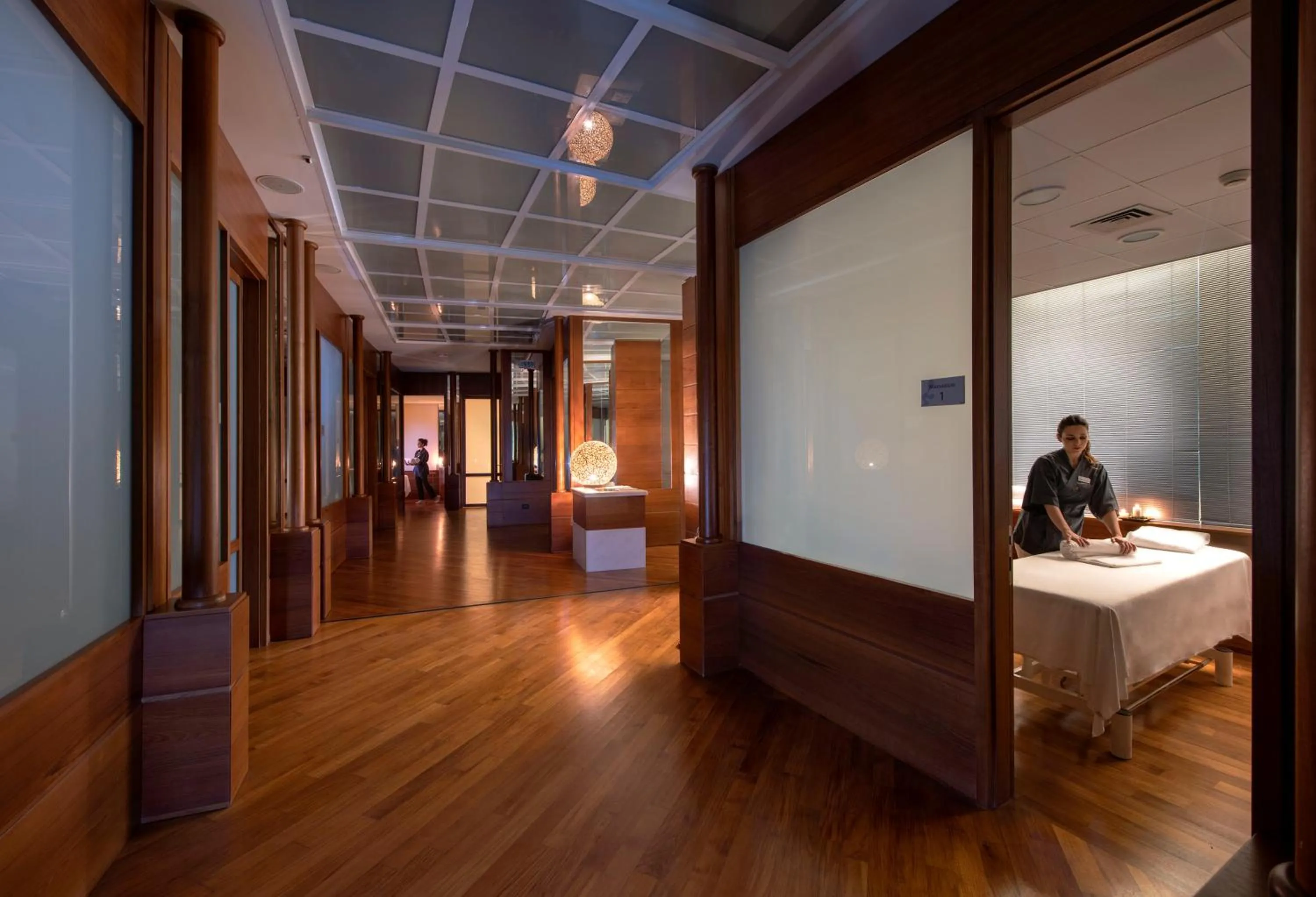 Massage in Ethra Reserve Kalidria