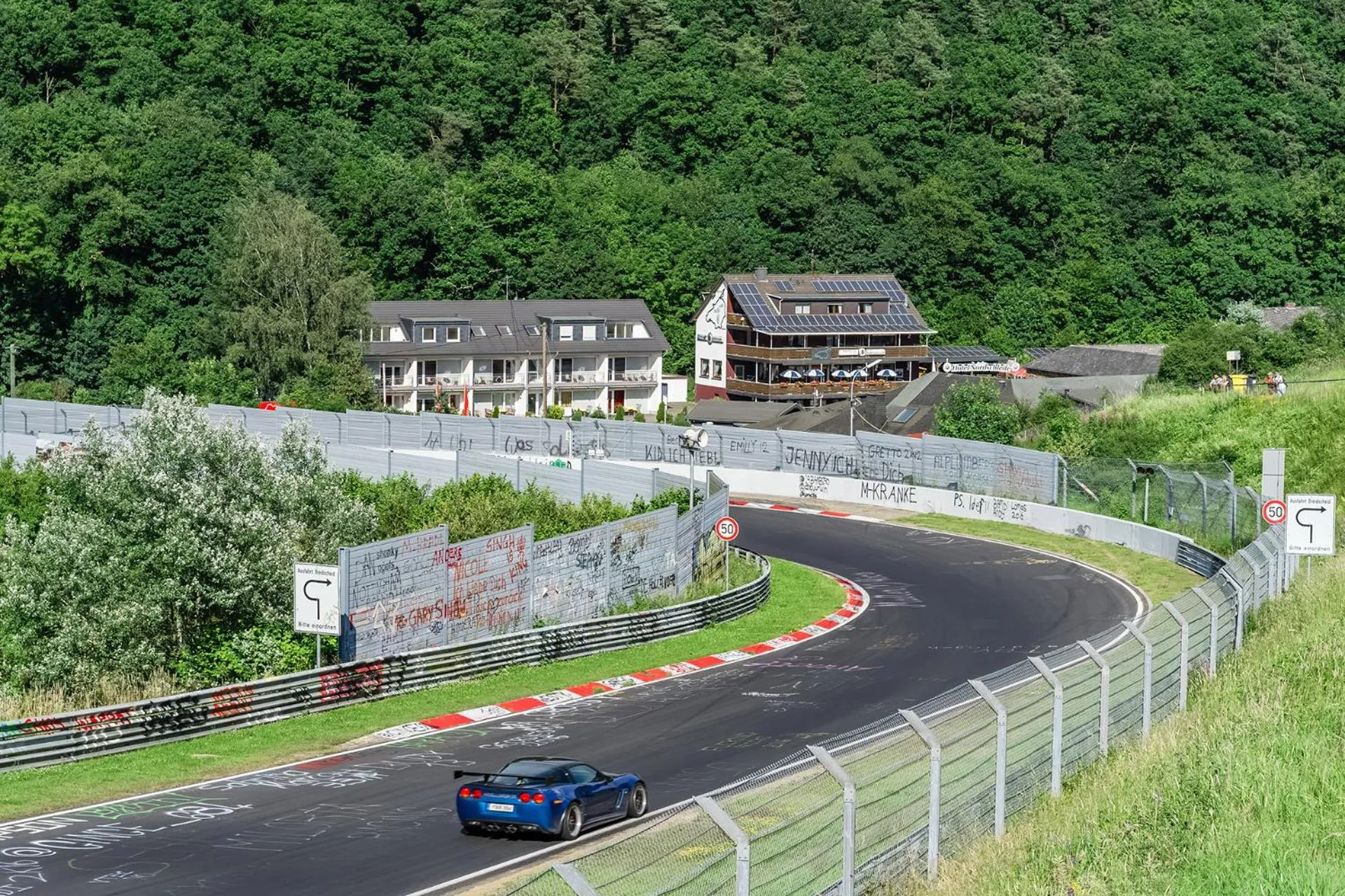 Property building in Hotel an der Nordschleife