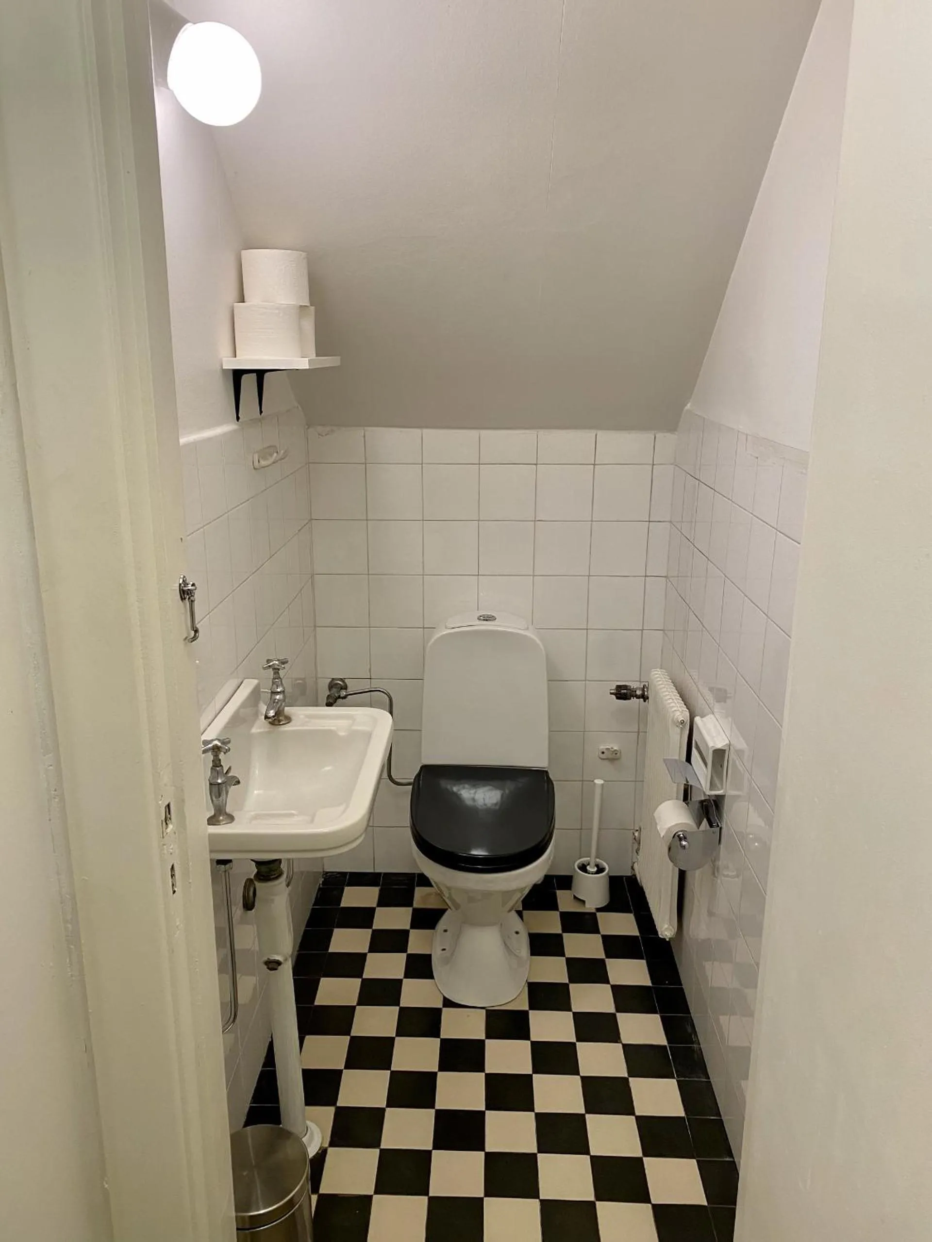 Toilet in Minnesberg Bed & Breakfast