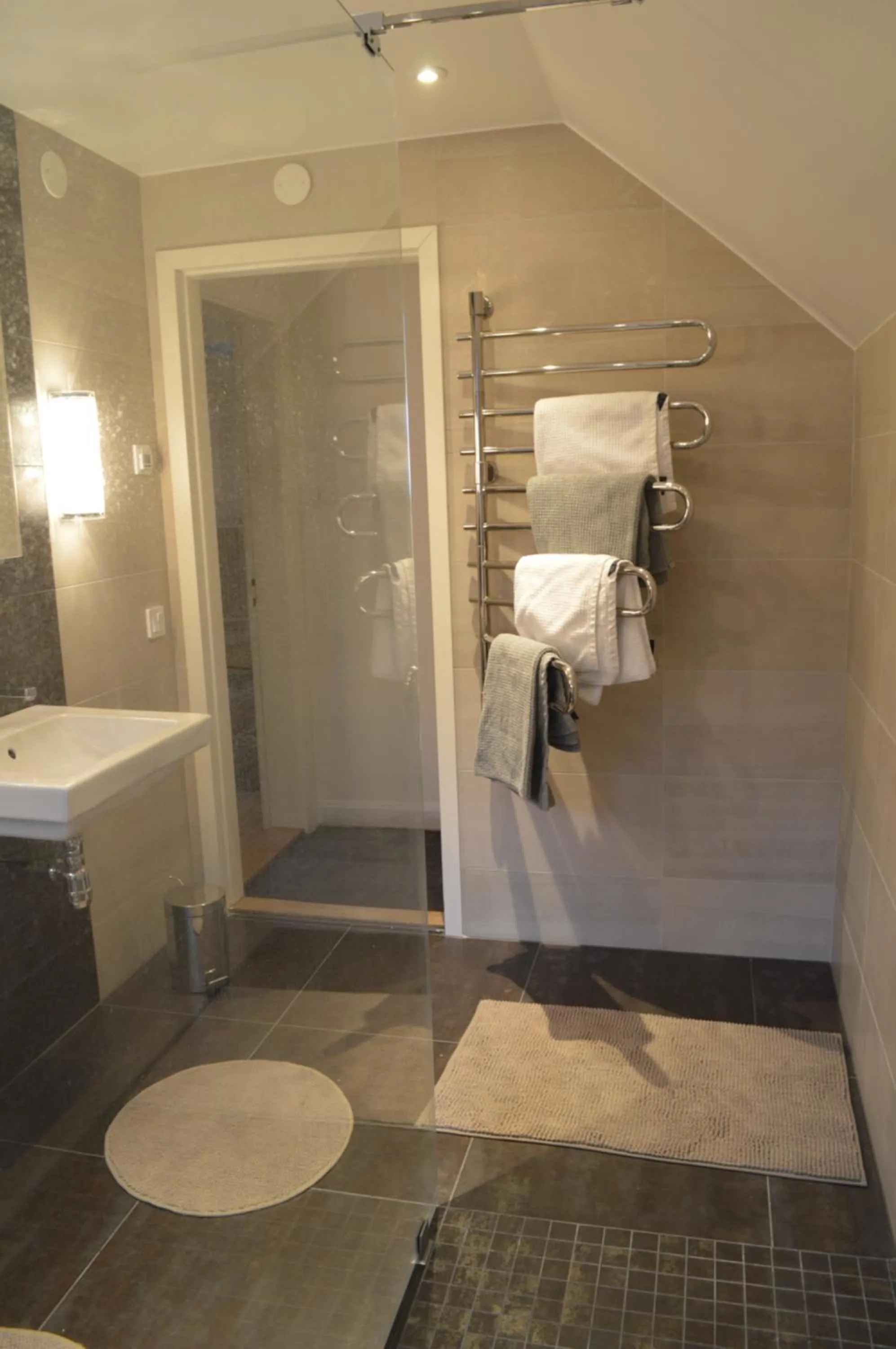 Bathroom in Minnesberg Bed & Breakfast