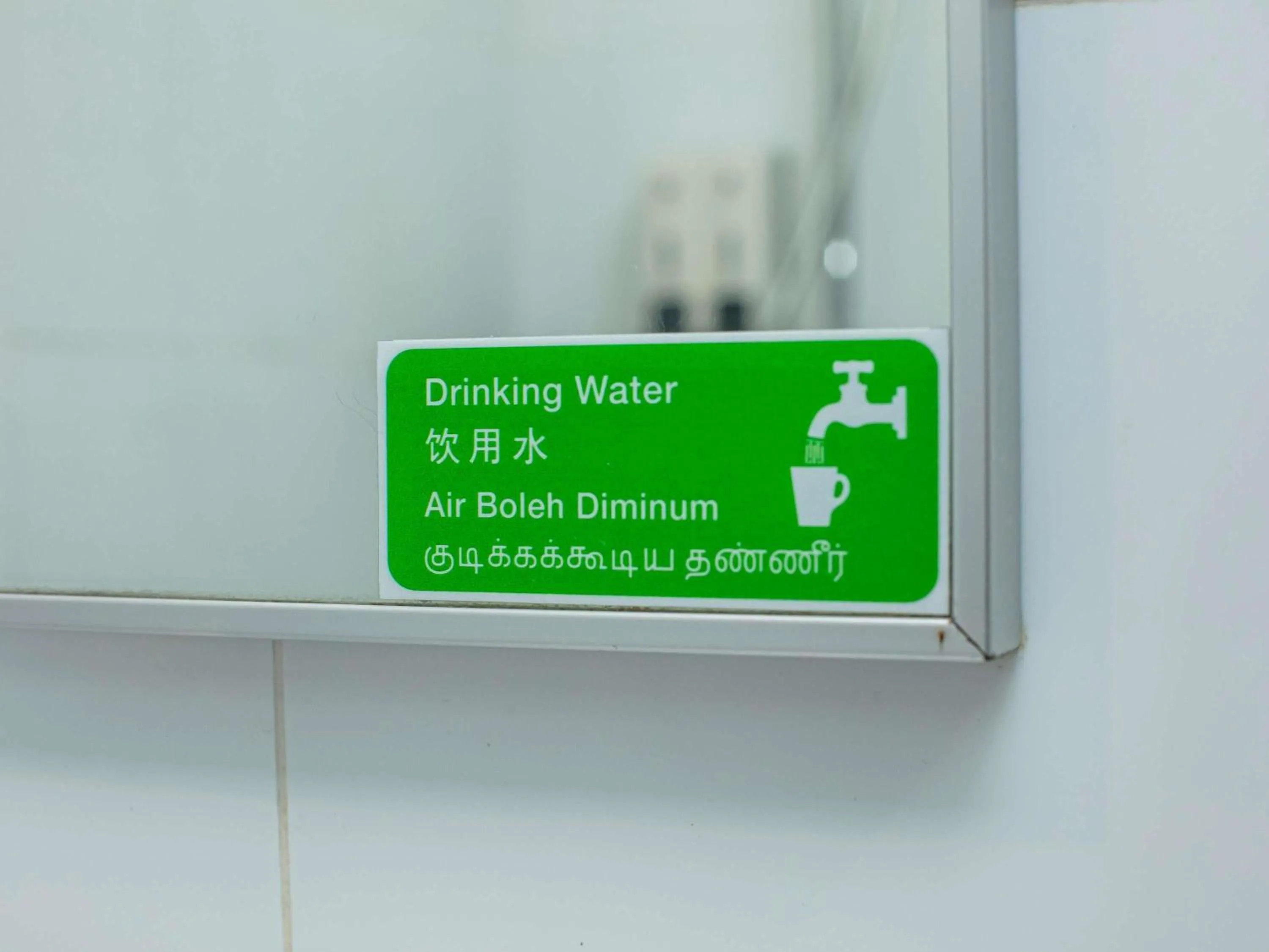 Bedroom in ibis budget Singapore Selegie