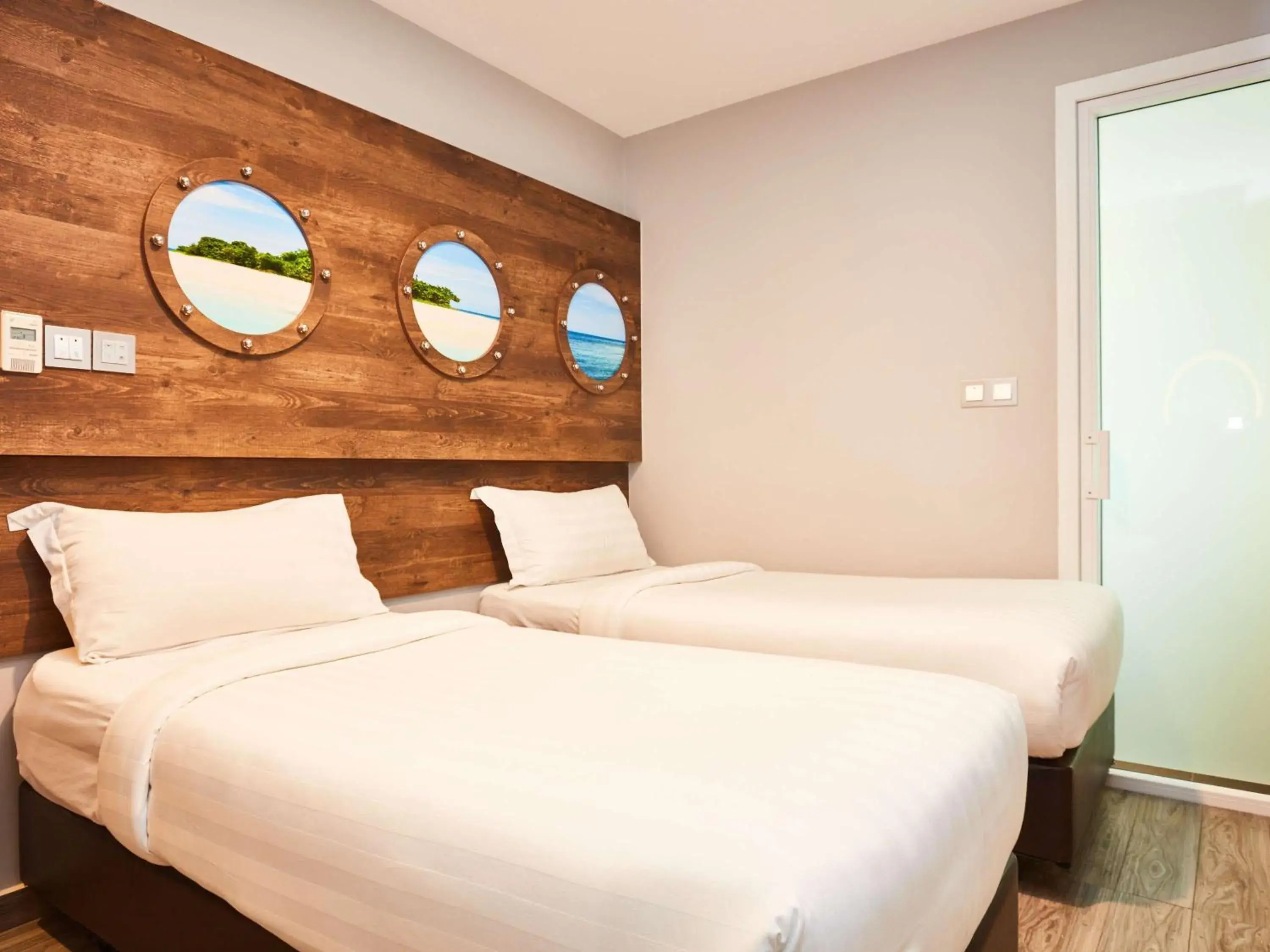 Bedroom, Bed in ibis budget Singapore Selegie Bedroom, Bed in ibis budget Singapore Selegie