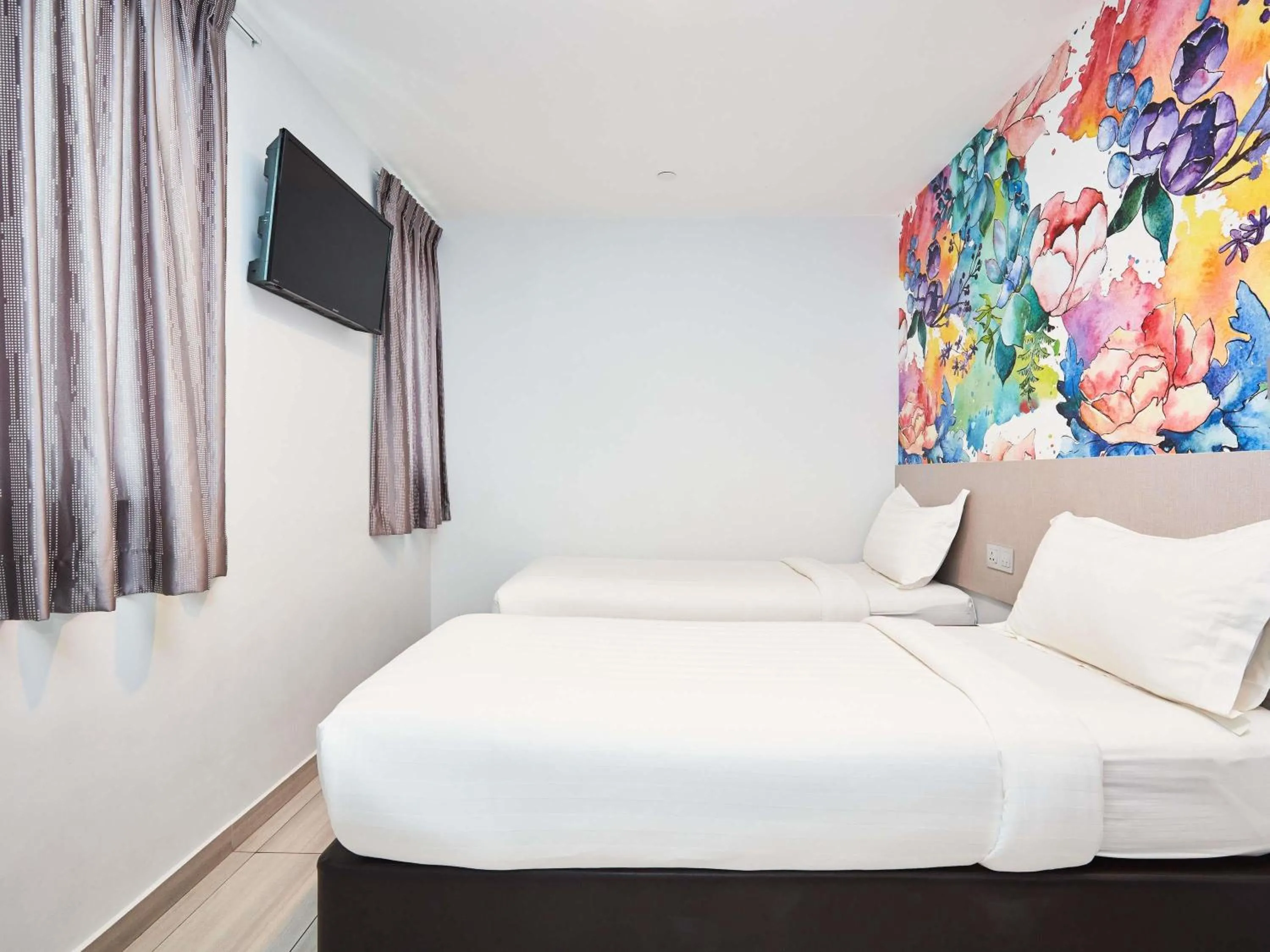 Bedroom, Bed in ibis budget Singapore Selegie