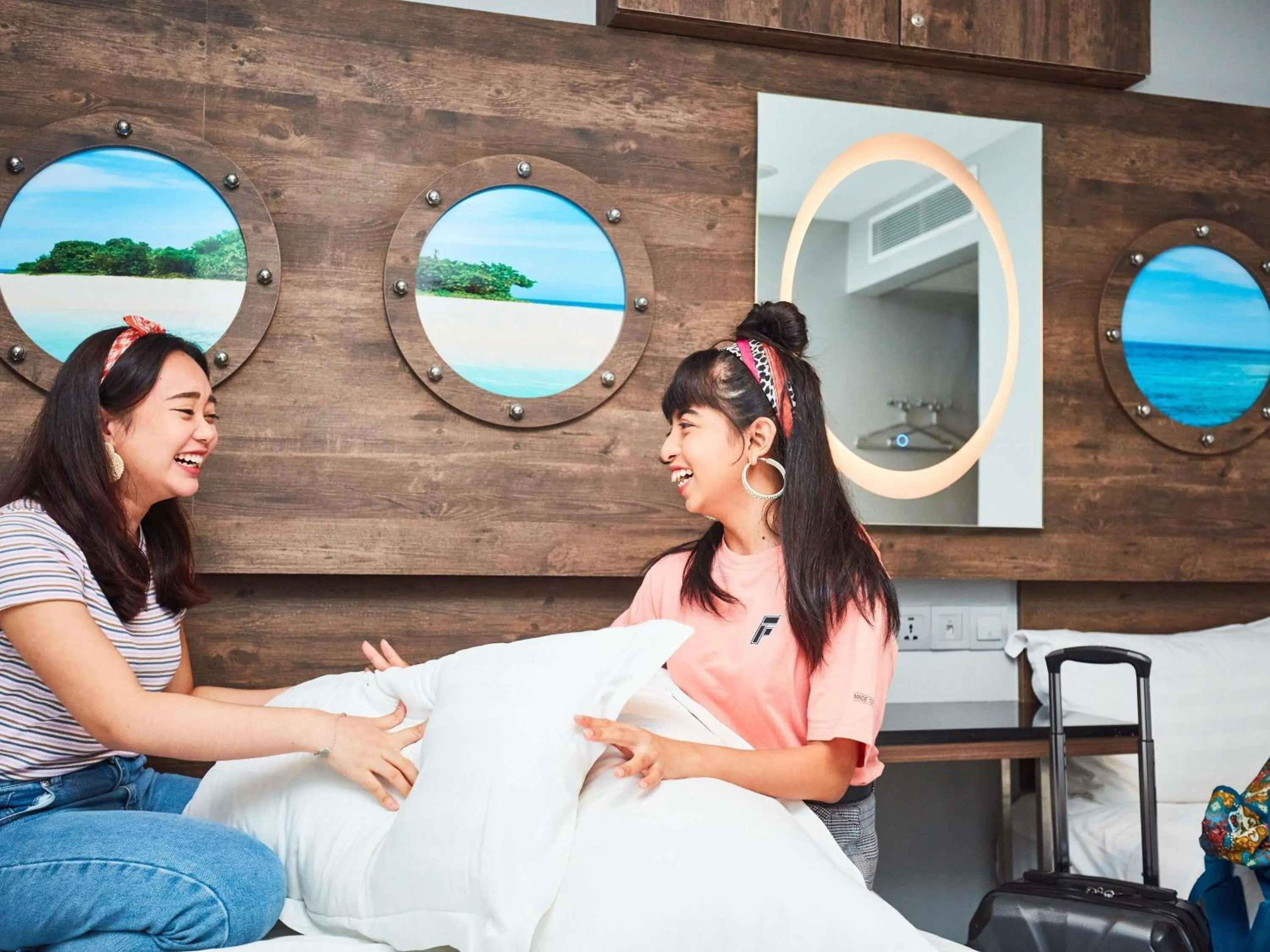 Bedroom in ibis budget Singapore Selegie