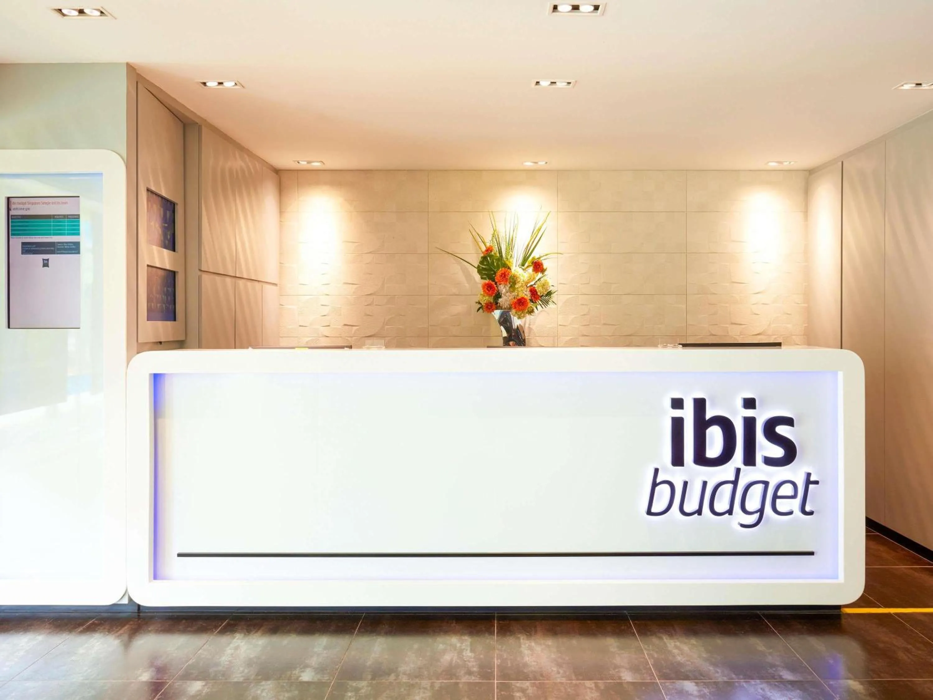 Property building in ibis budget Singapore Selegie