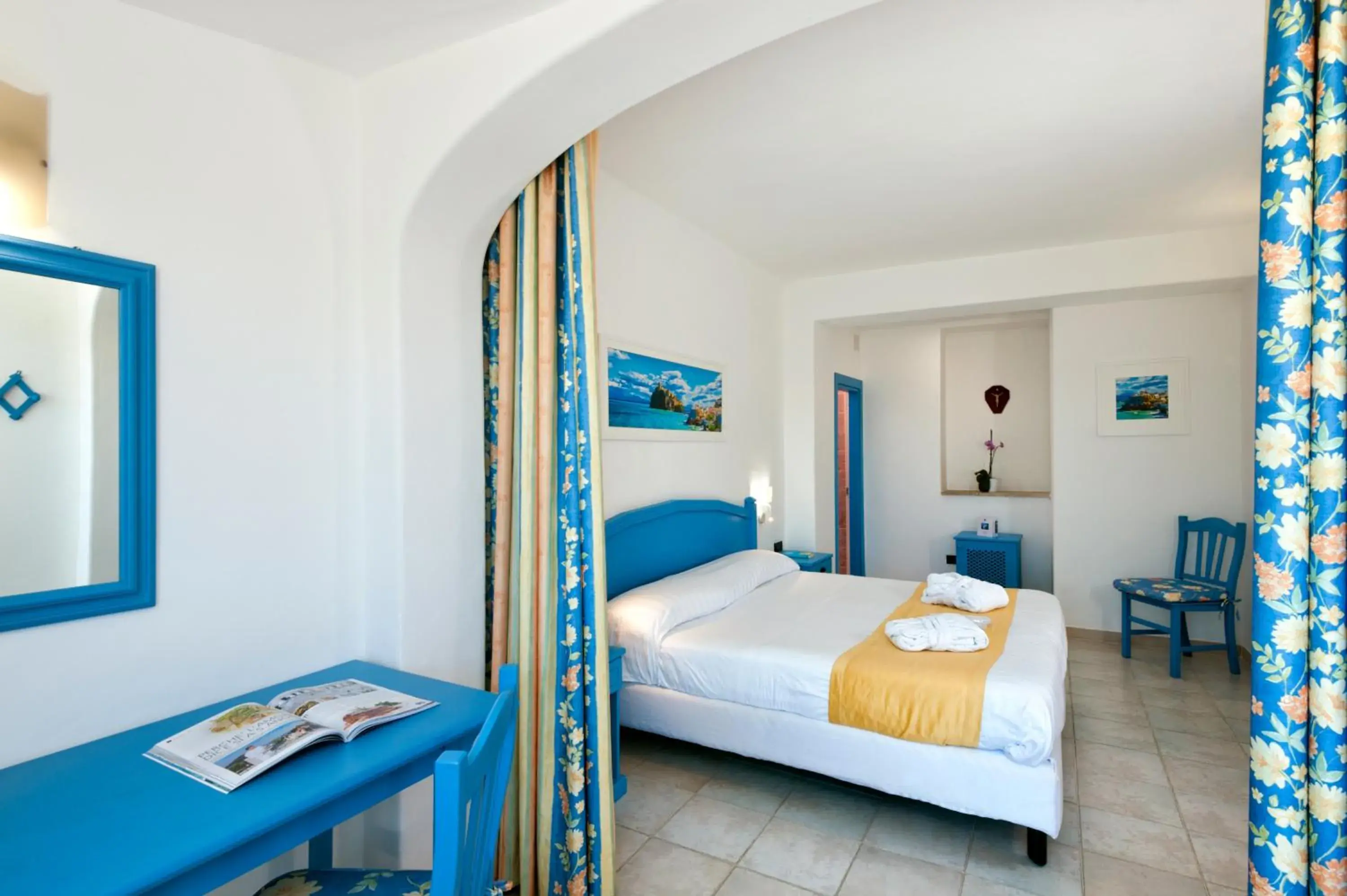 Bedroom, Bed in Borgo Romantica - Resort & Spa Bedroom, Bed in Borgo Romantica - Resort & Spa