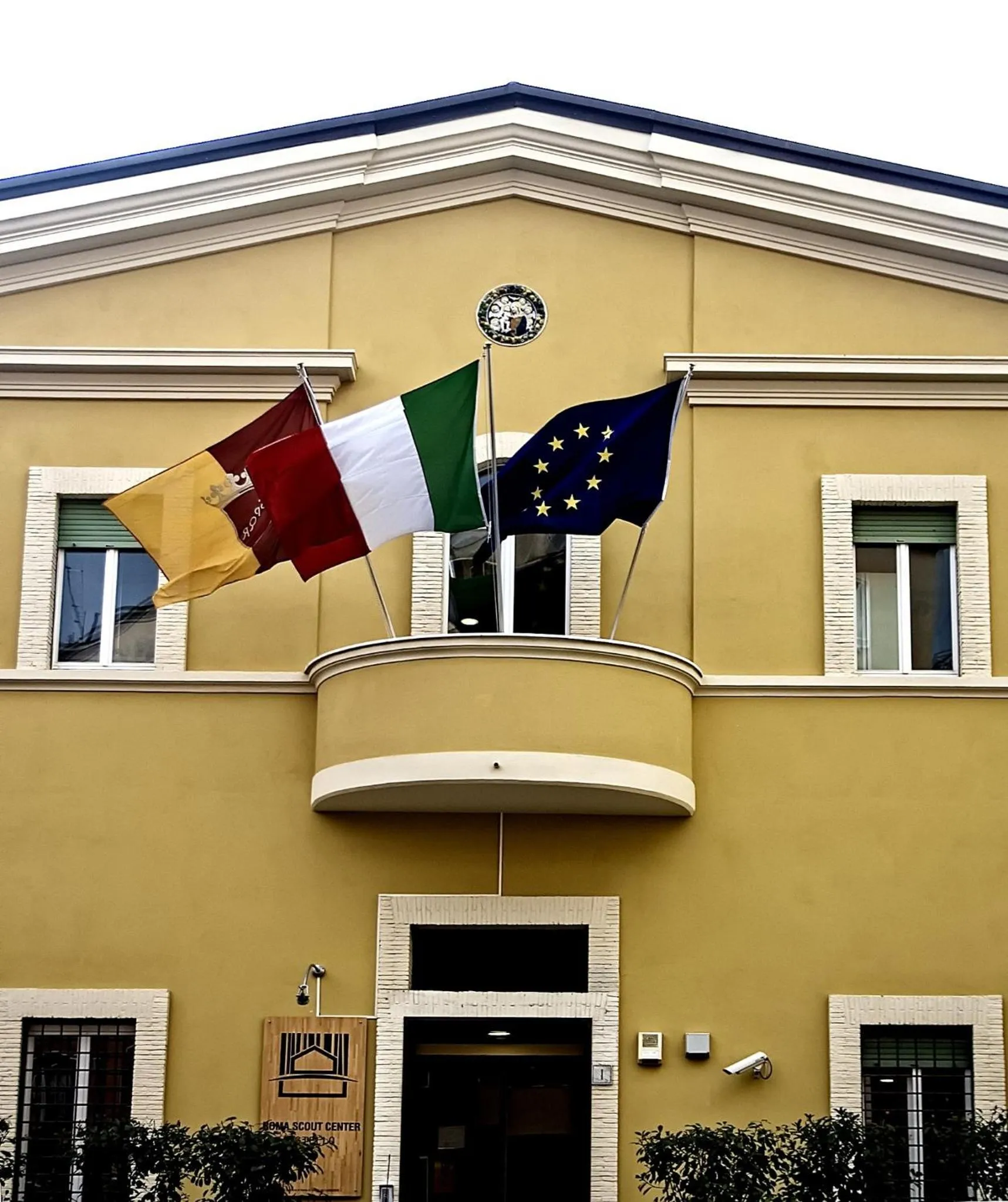 Facade/entrance in Roma Scout Center