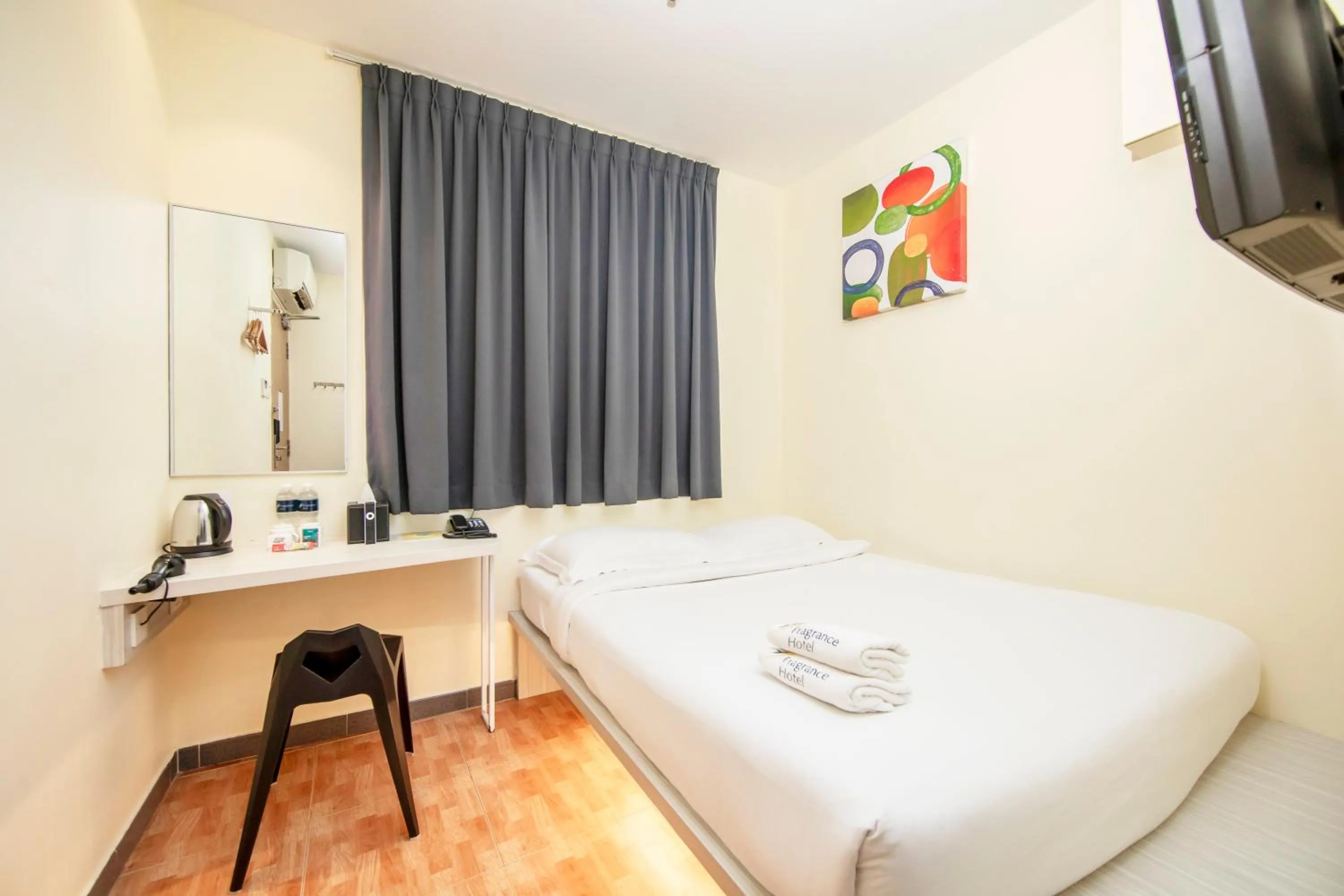 Bed in Fragrance Hotel - Rose