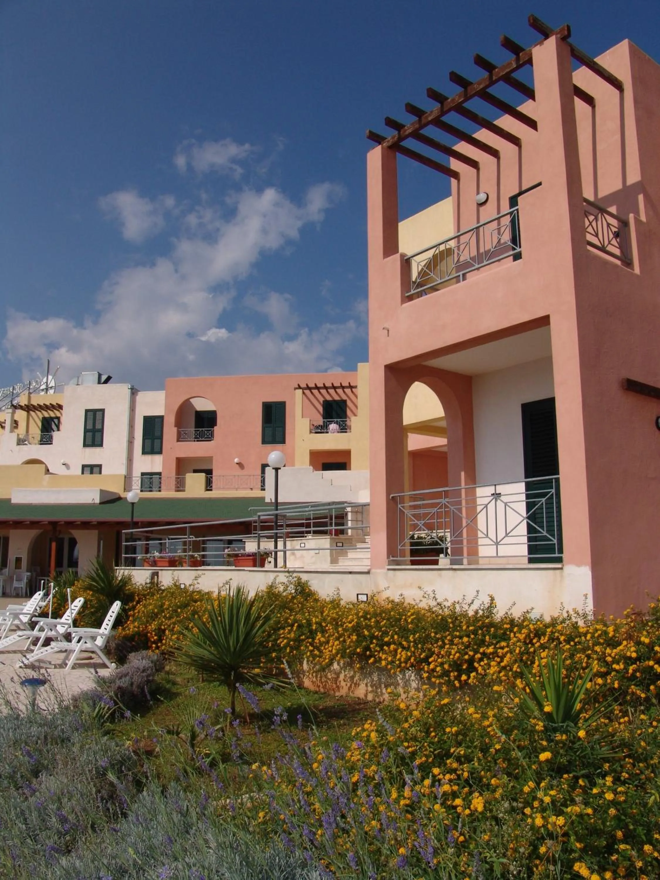 Property building in Hotel Alizé