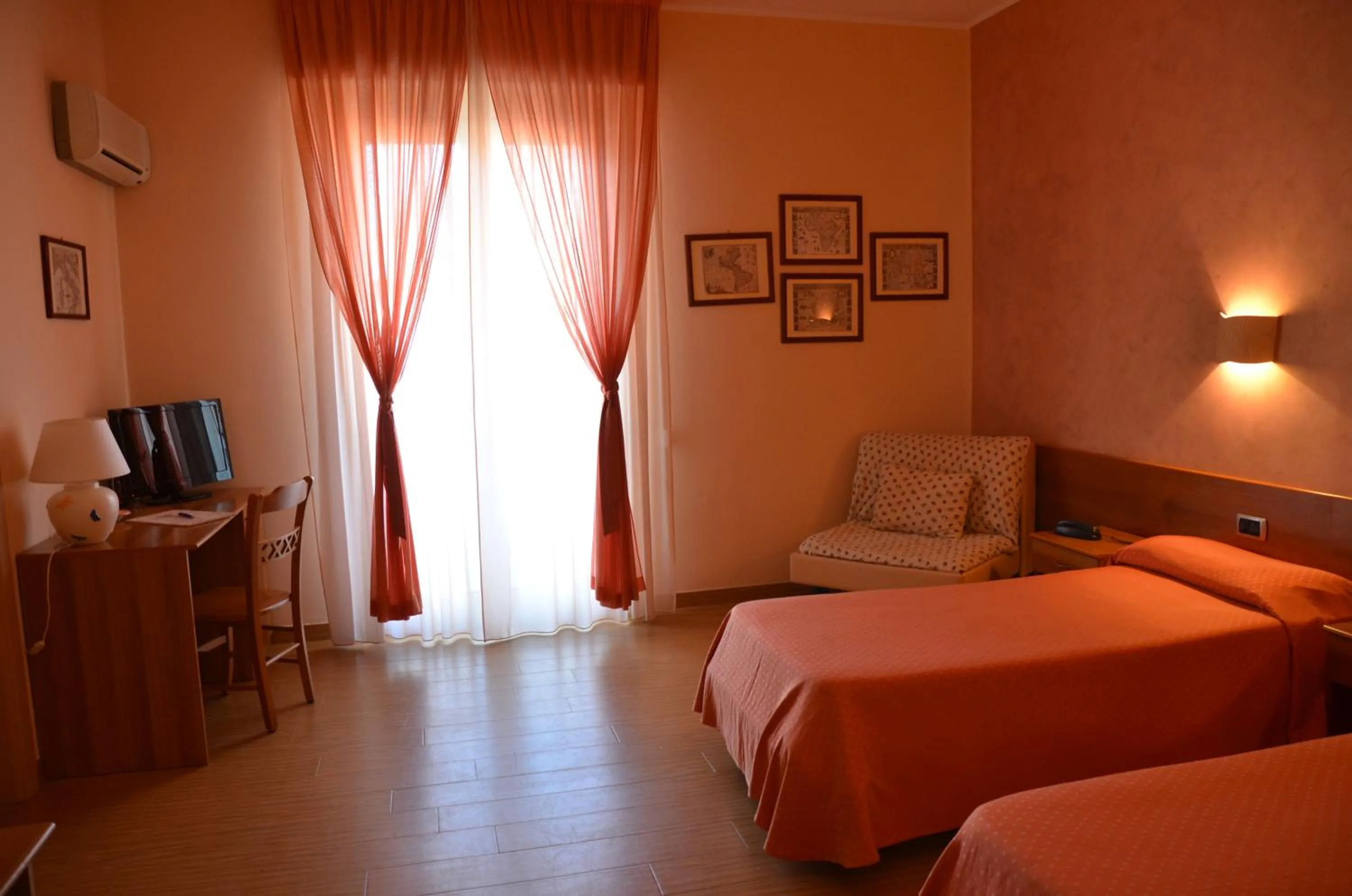 Bedroom, Bed in Hotel Diamante