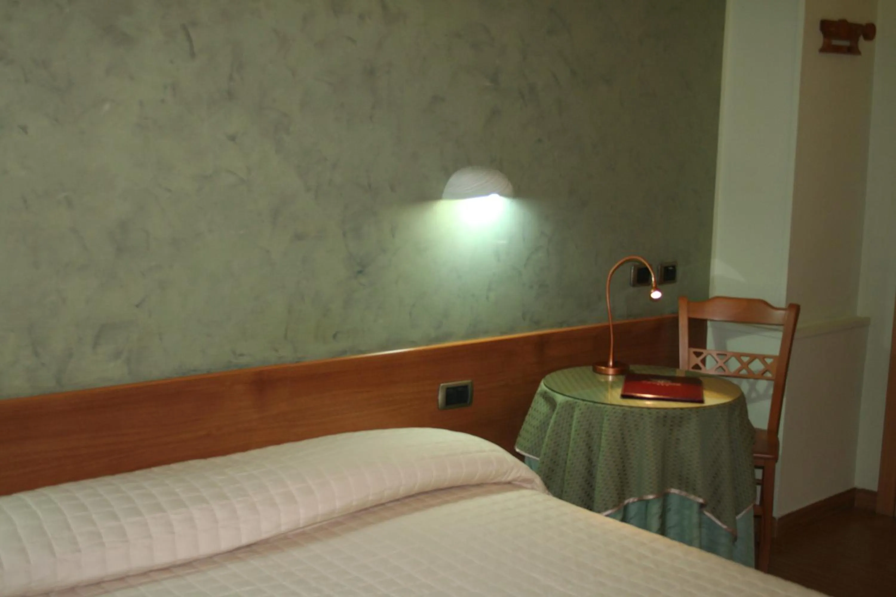 Bedroom, Bed in Hotel Diamante