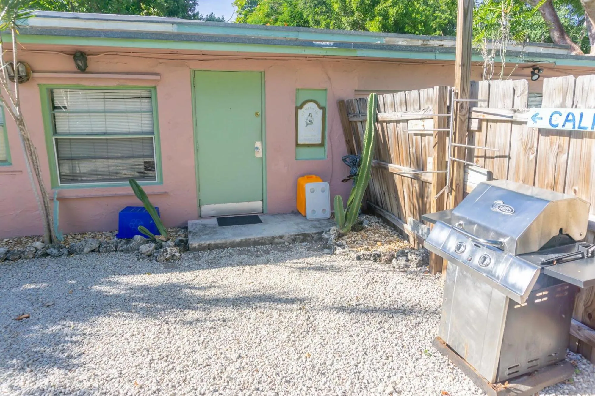 Property building in Key Largo Cottages