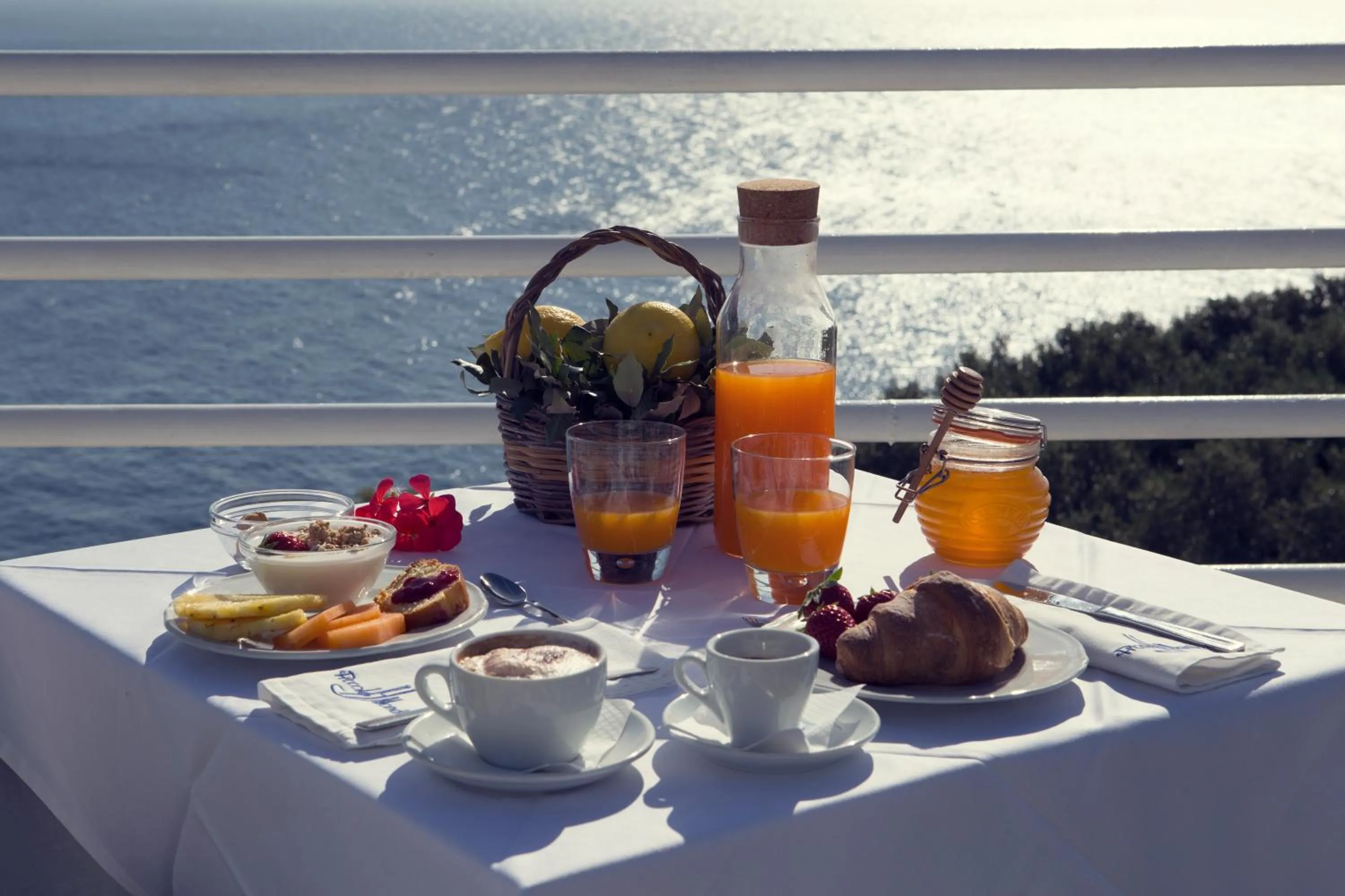 Buffet breakfast in Hotel Piccolo Mondo