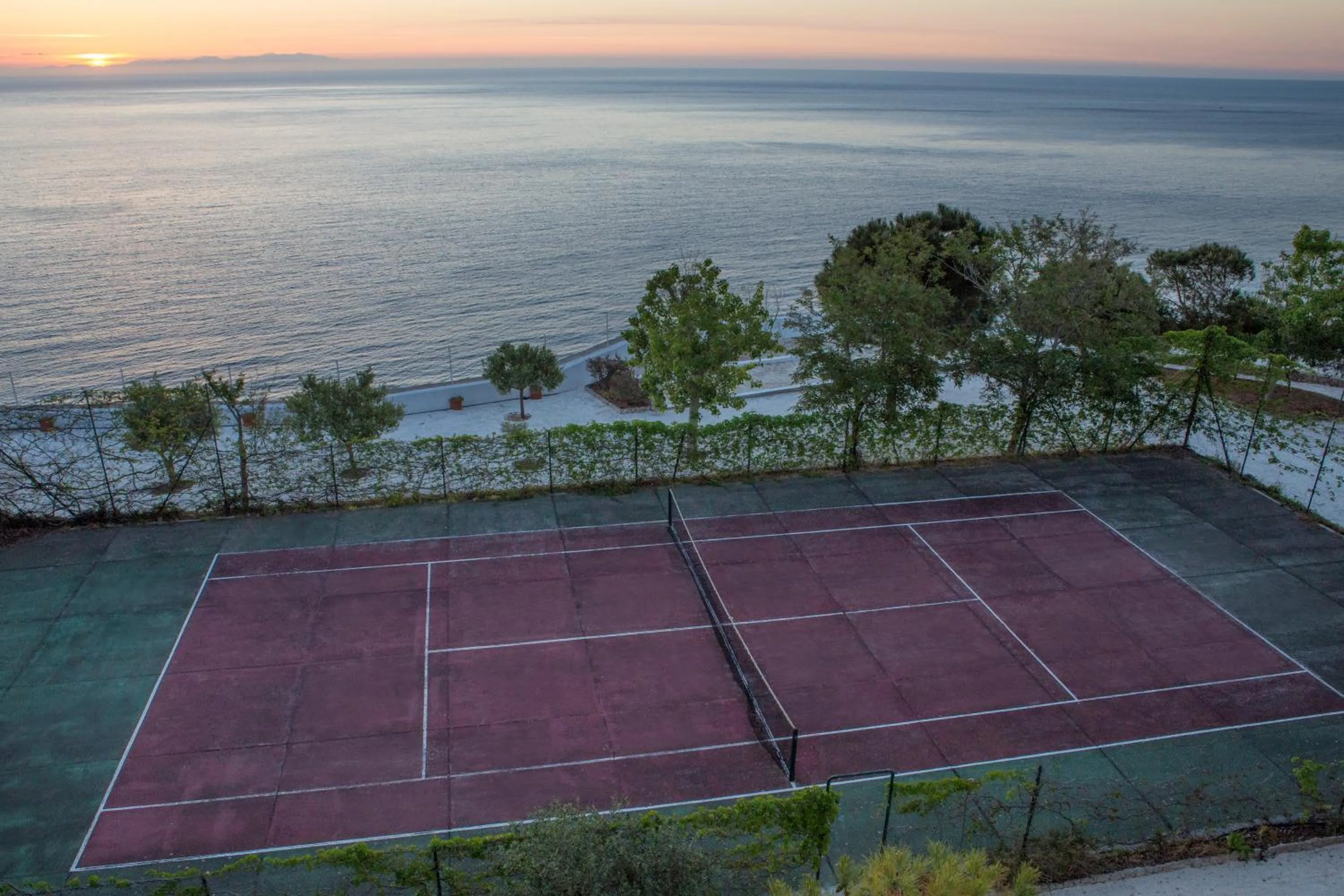 Tennis court in Hotel Piccolo Mondo