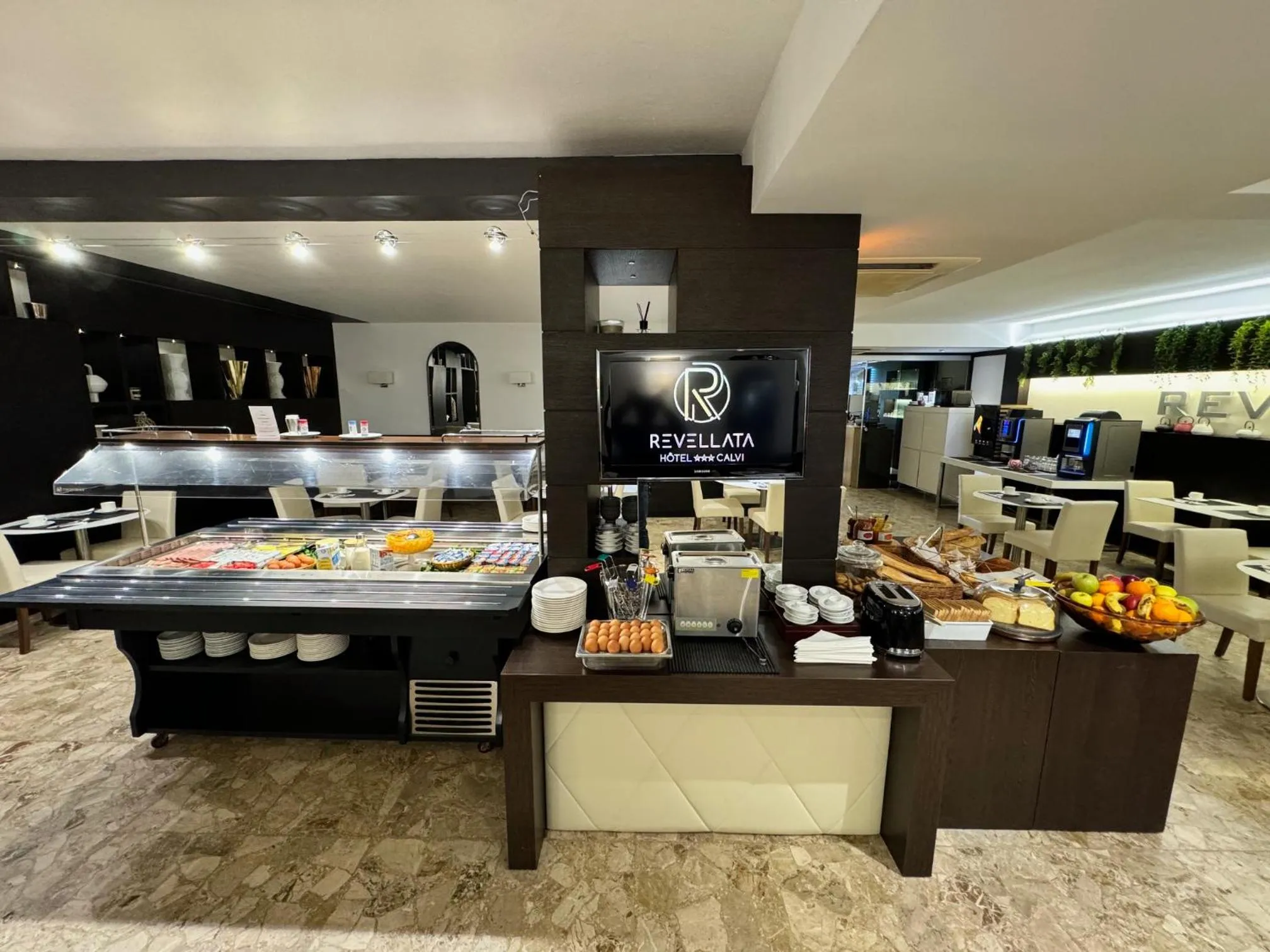 Breakfast in Hotel Revellata & Spa