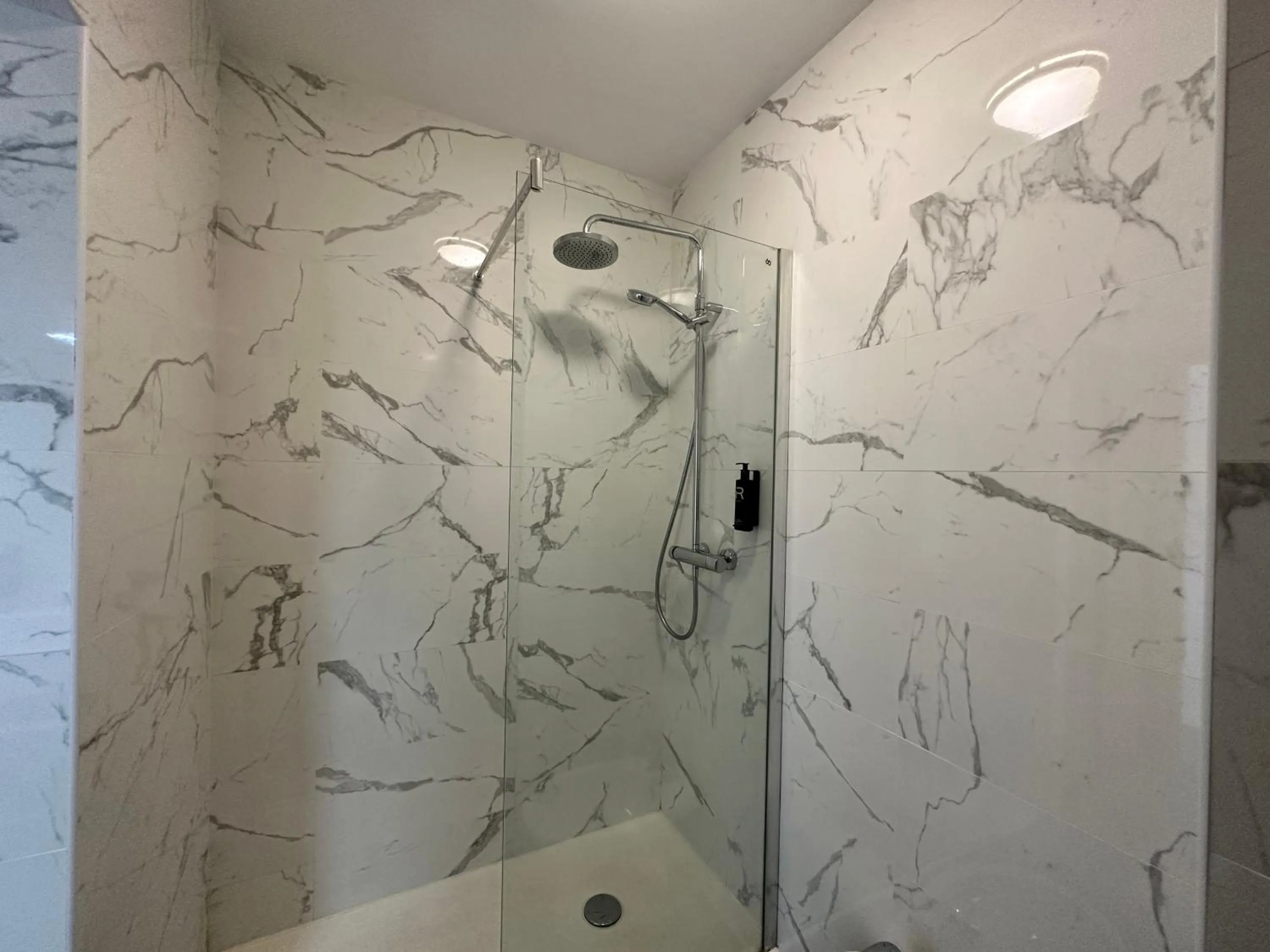 Bathroom in Hotel Revellata & Spa