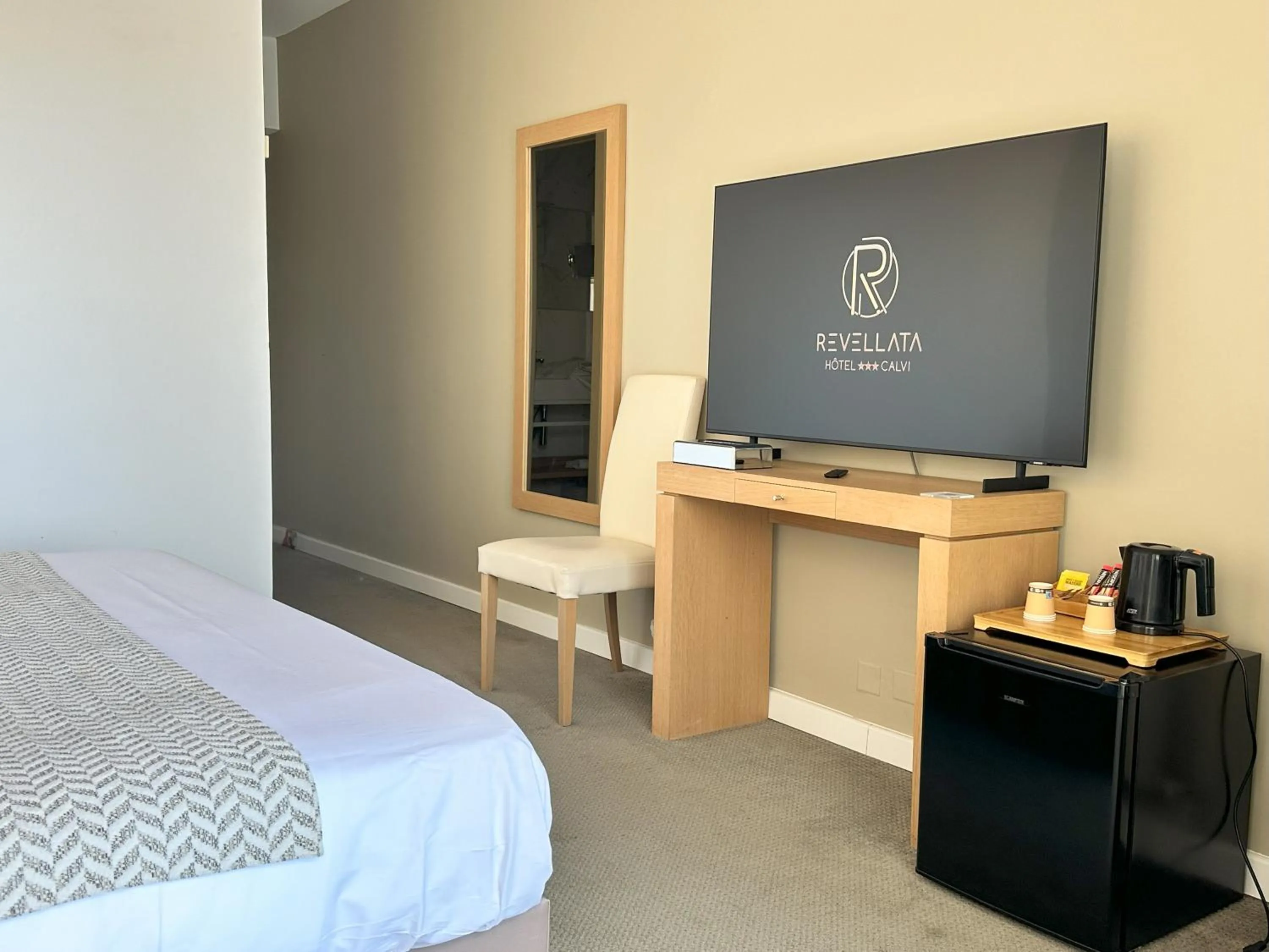 TV and multimedia, Bed in Hotel Revellata & Spa