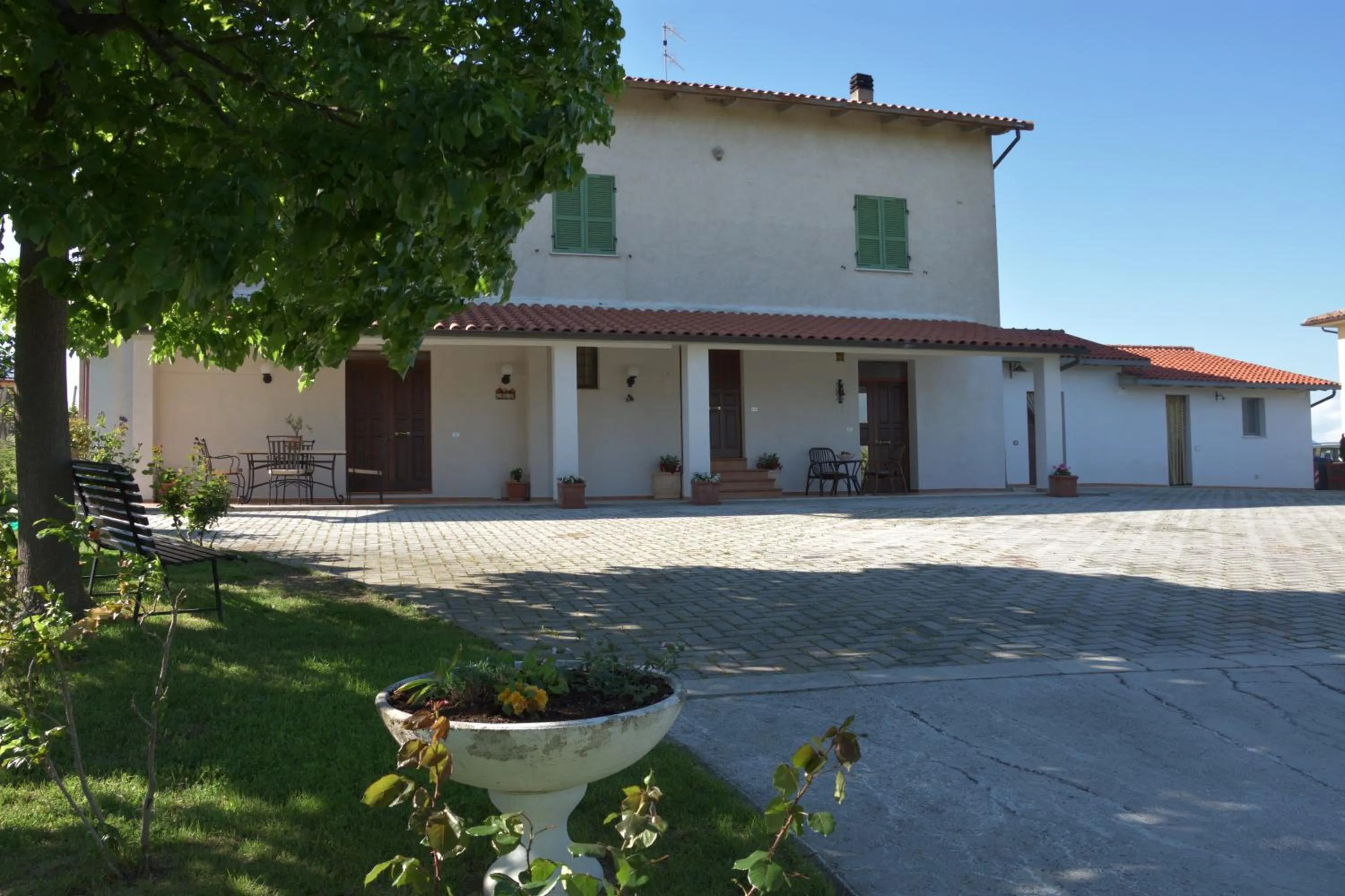 Property building in Agriturismo La Madonnina