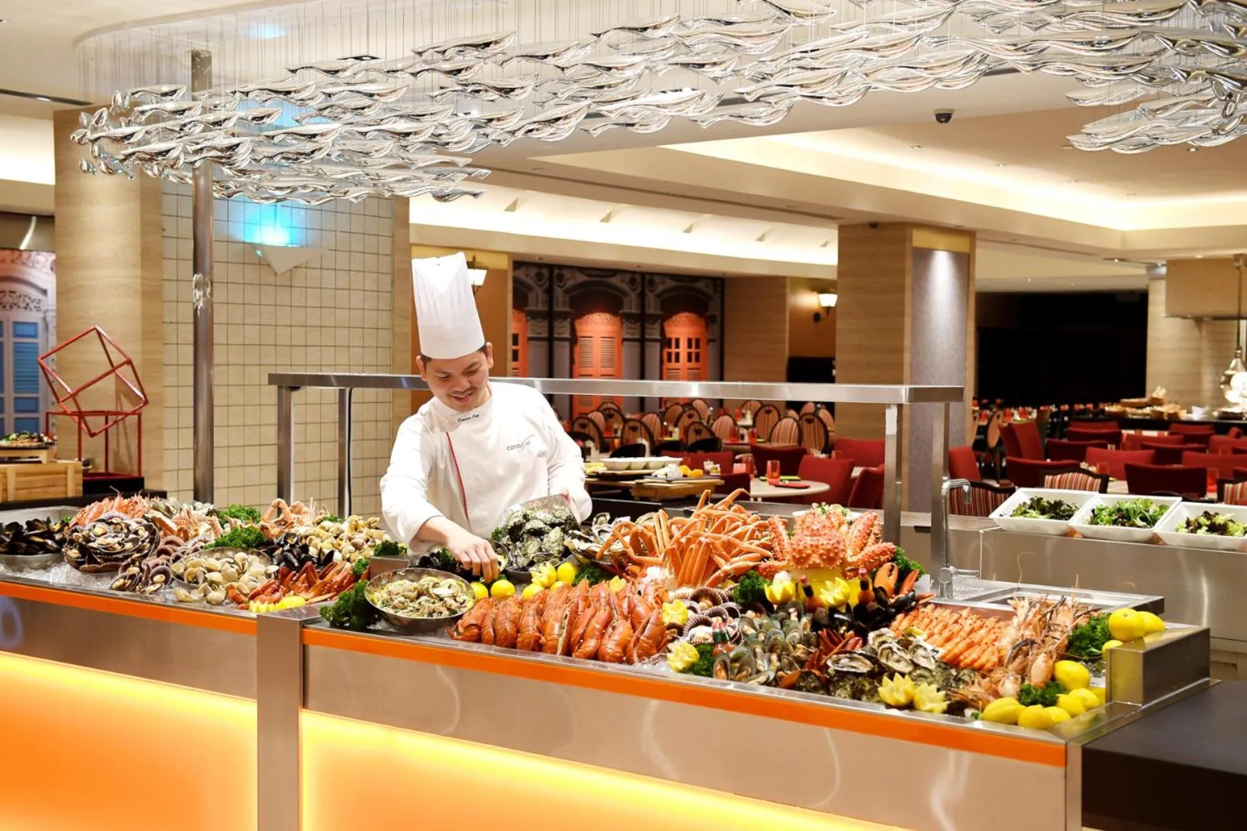 Restaurant/places to eat in Royal Plaza on Scotts