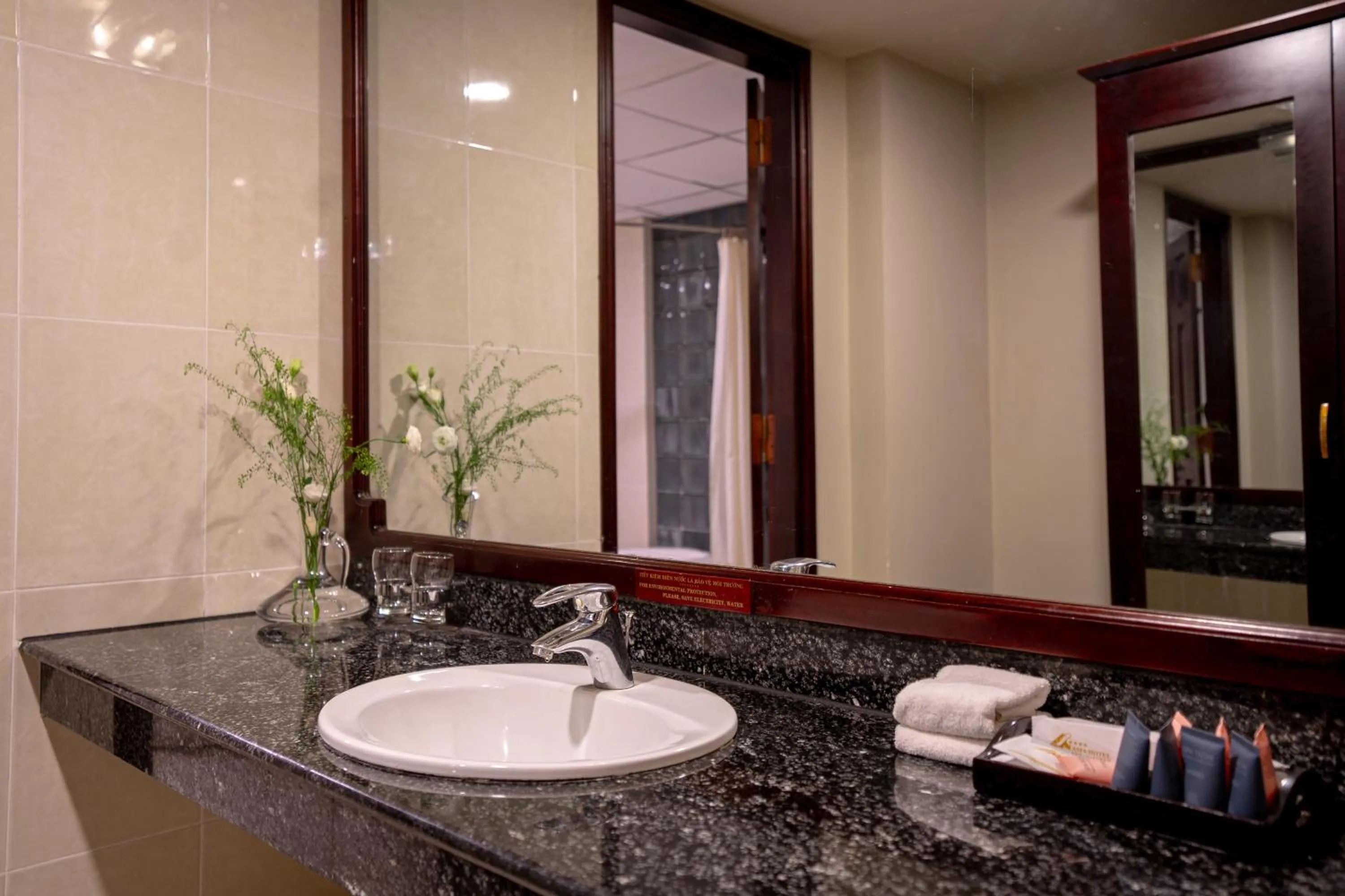 Bathroom in Asia Hotel Hue