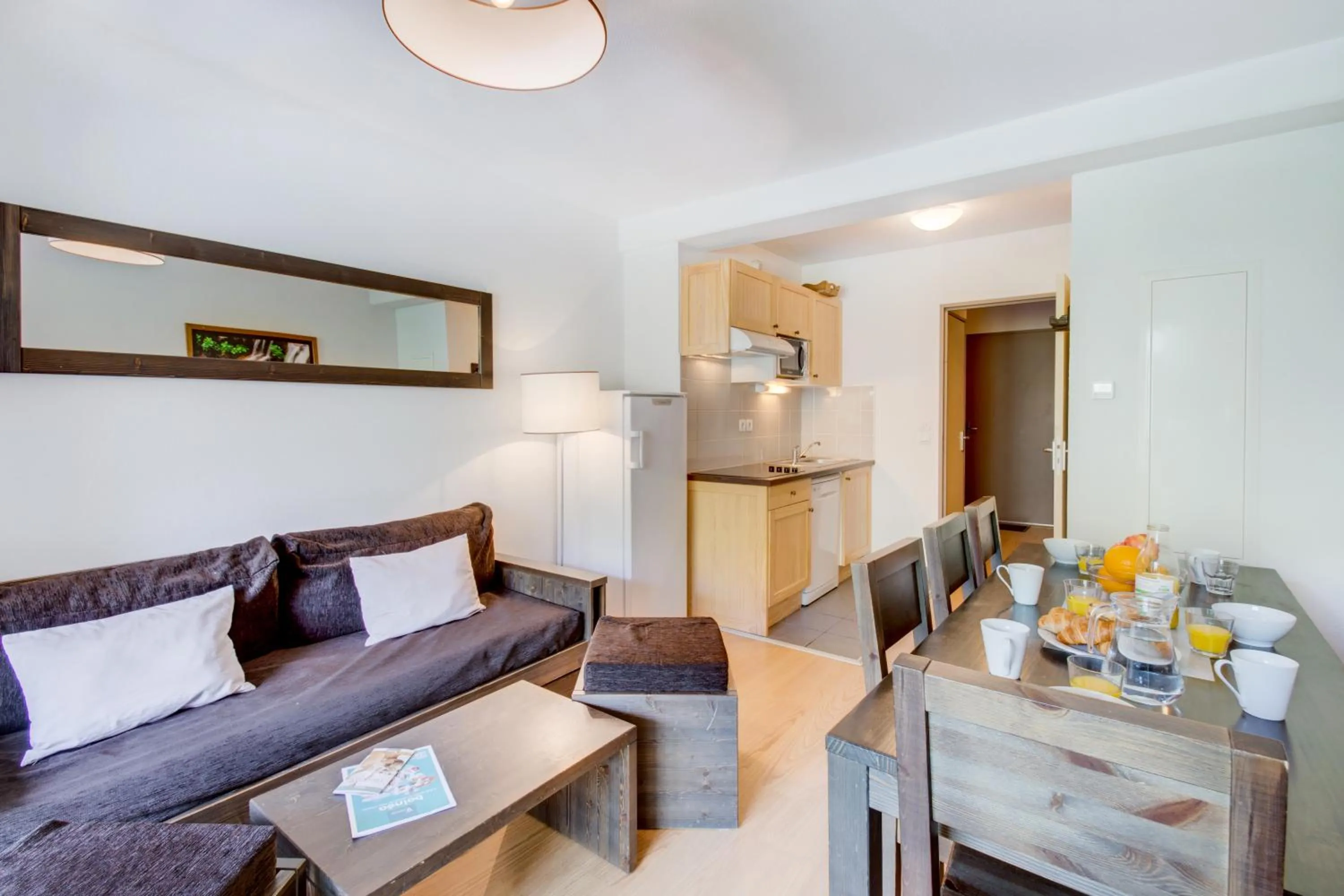 Kitchen or kitchenette in Vacancéole - Les Jardins de Balnéa