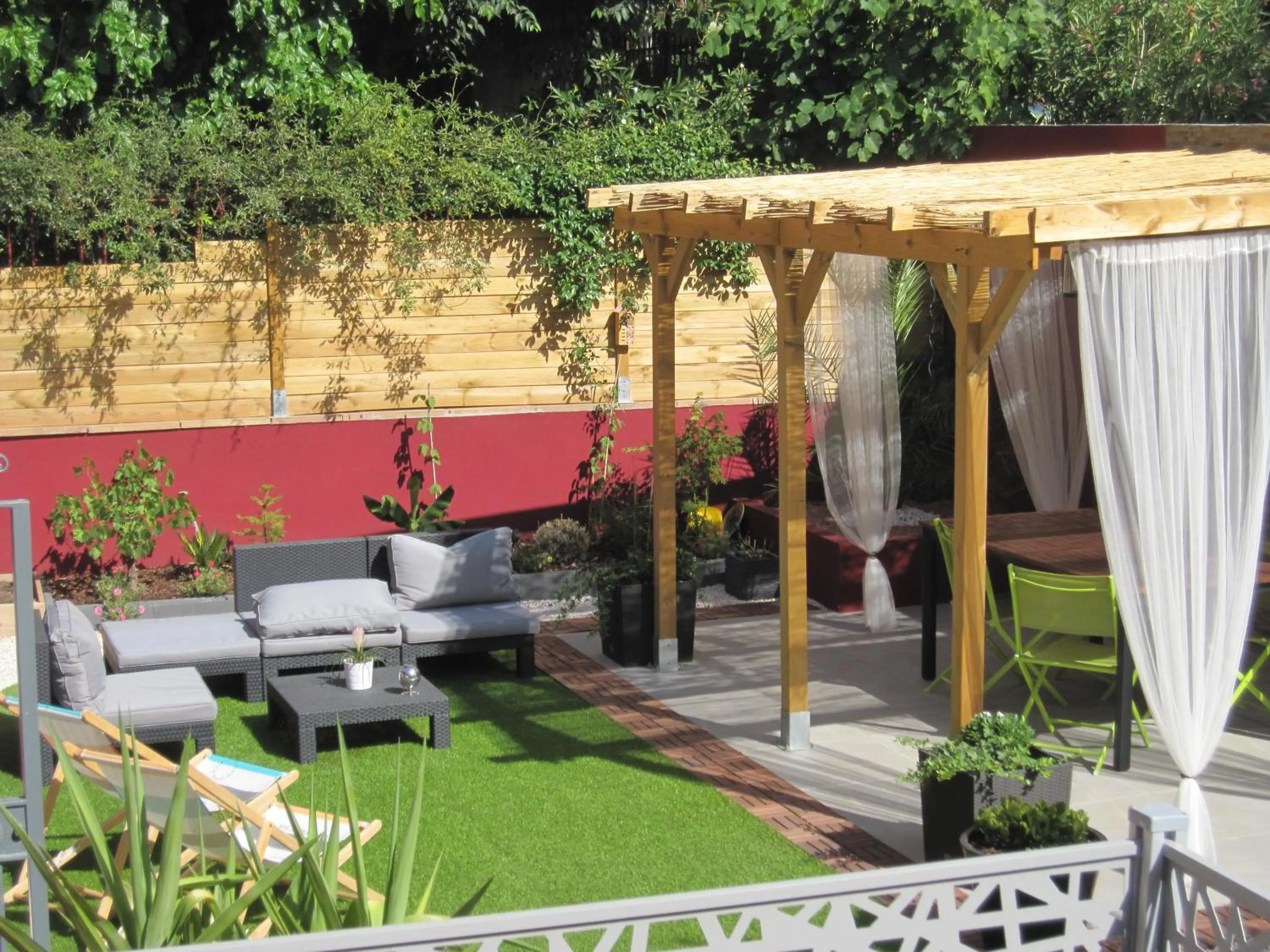 Garden view in La Terracotta