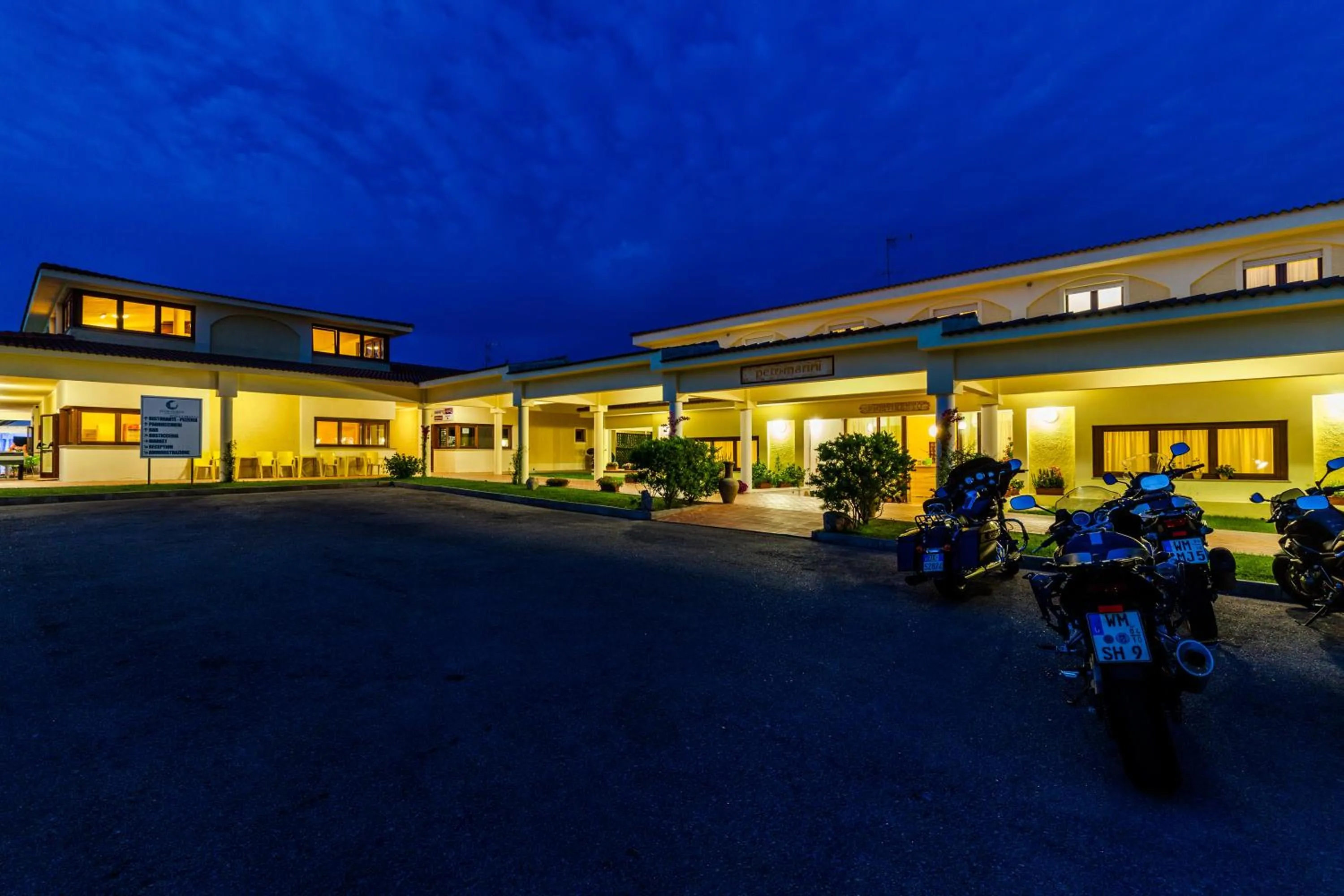 Property building in Hotel Petri Marini