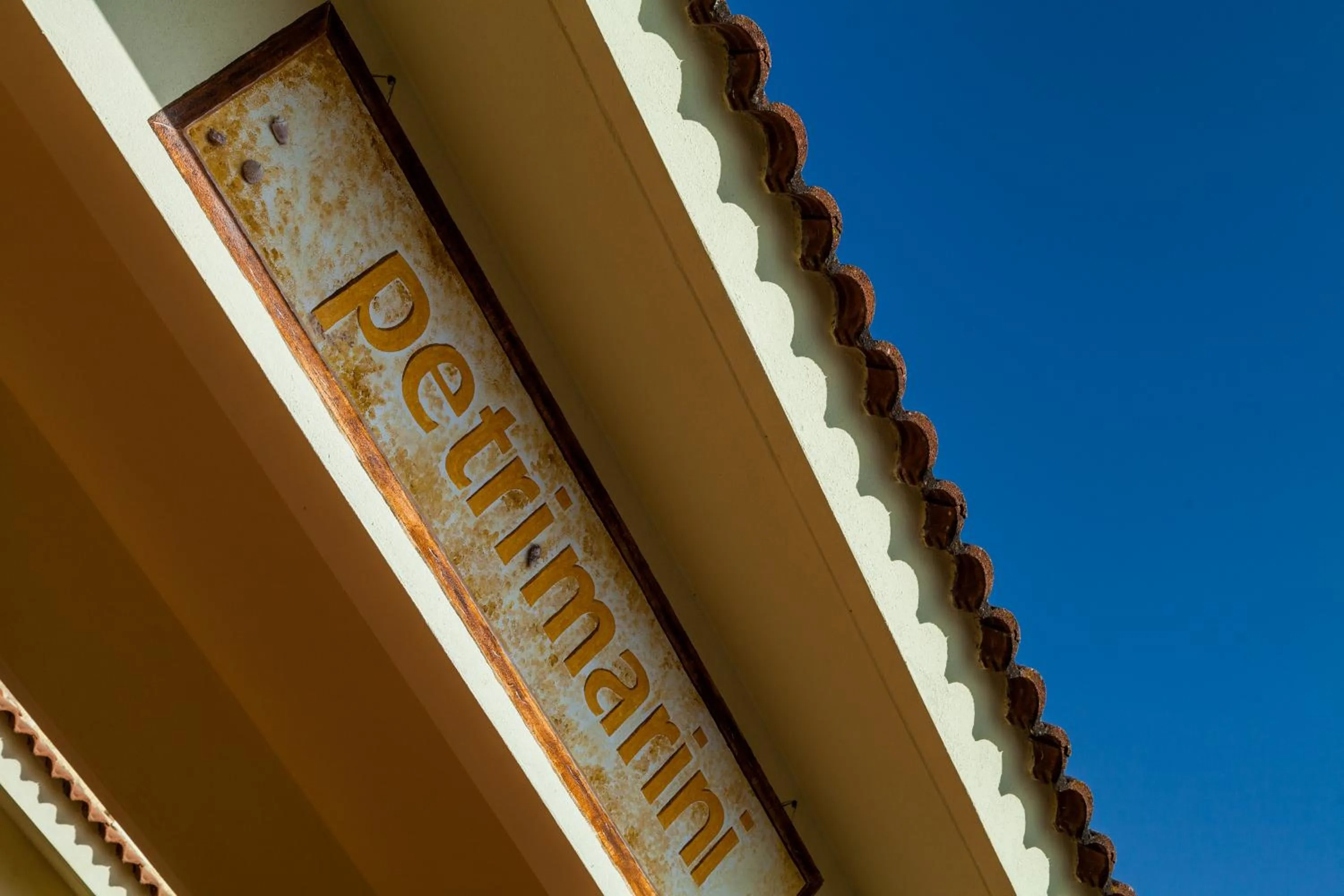 Facade/entrance in Hotel Petri Marini