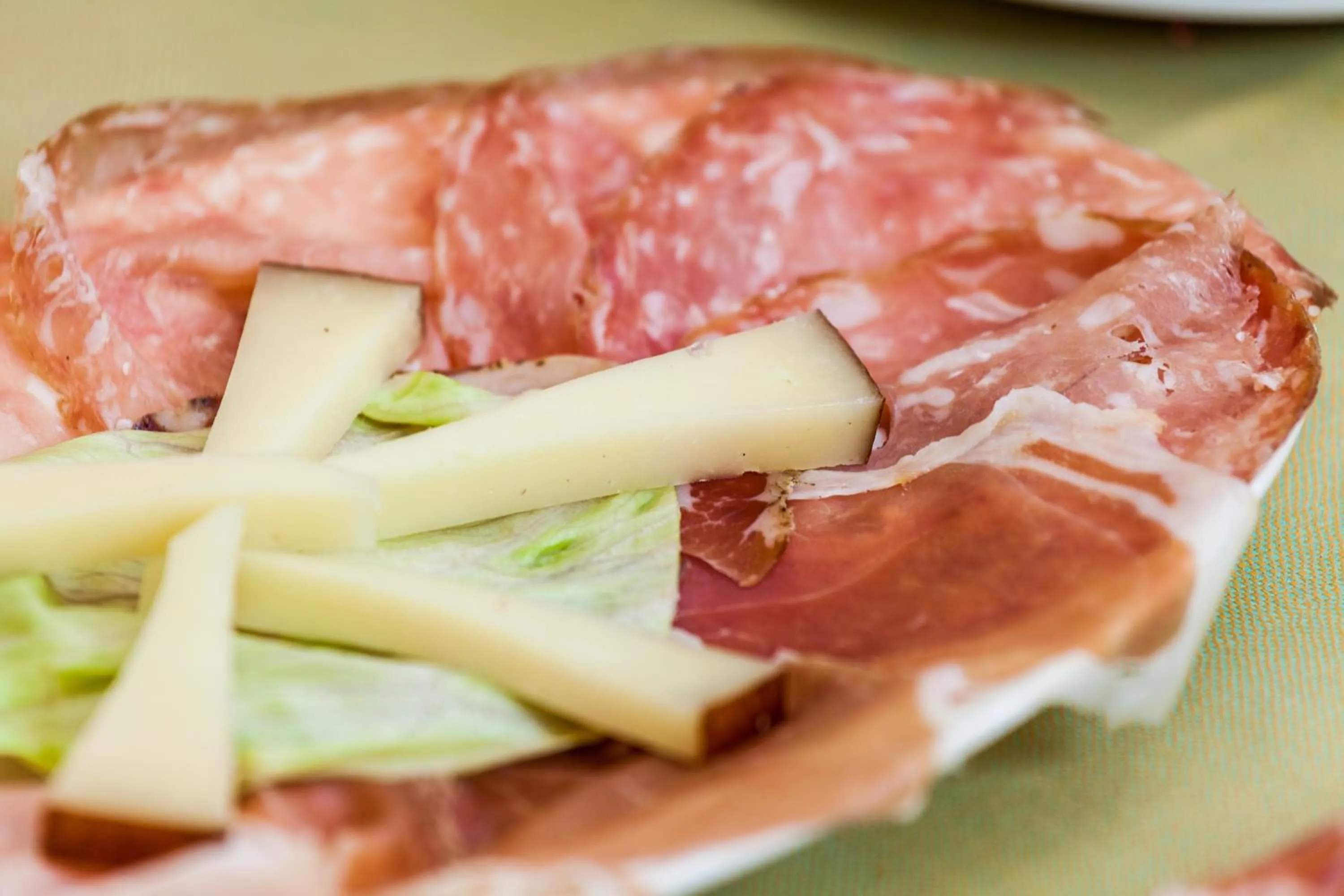 Food and drinks in Hotel Petri Marini