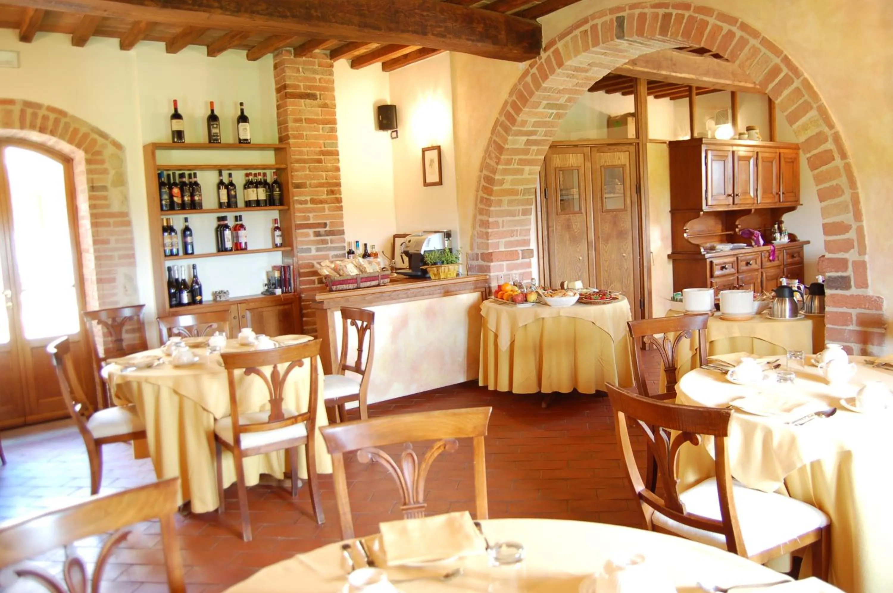 Restaurant/places to eat in Locanda Vesuna Hotel Countryhouse