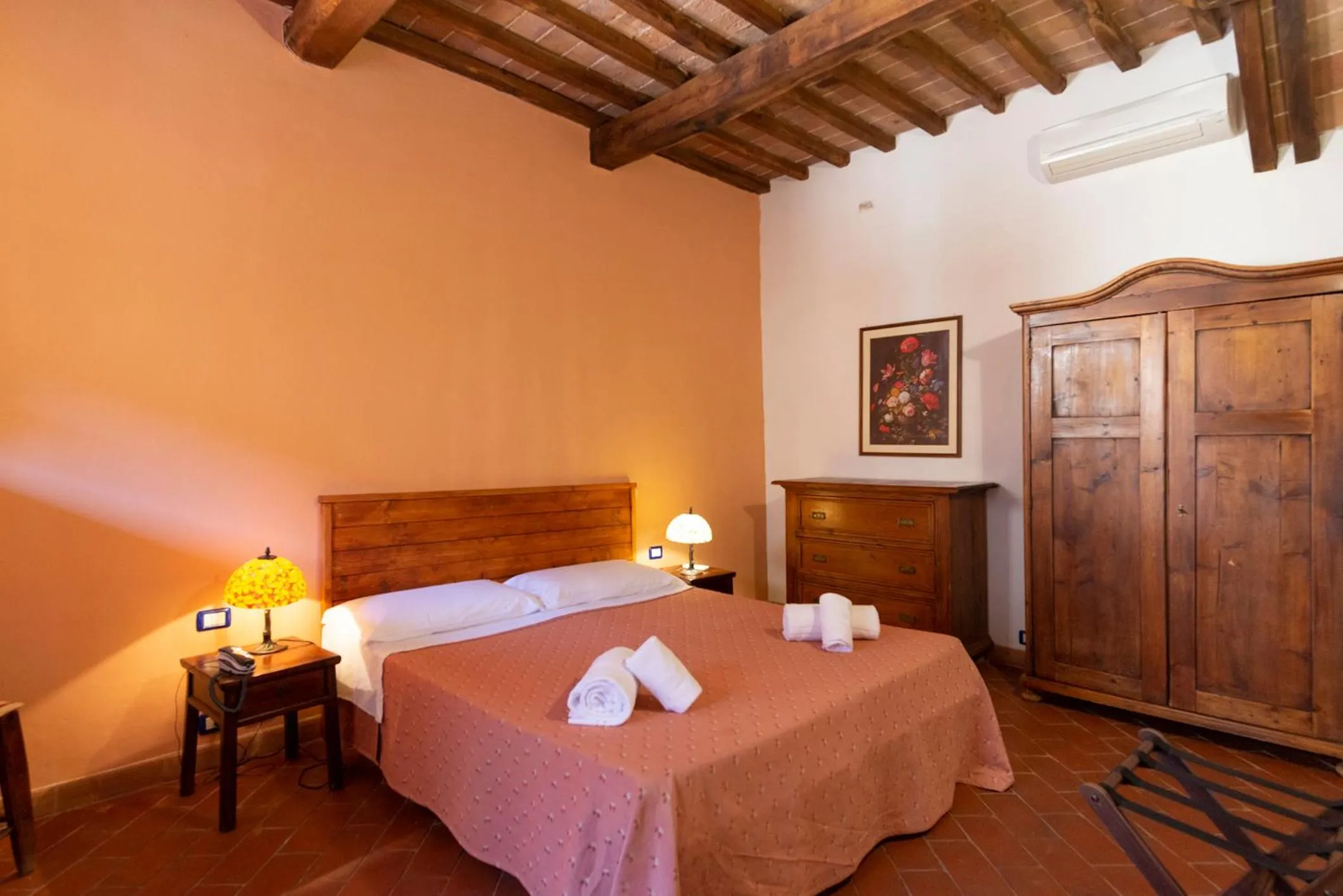 Bed in Locanda Vesuna Hotel Countryhouse