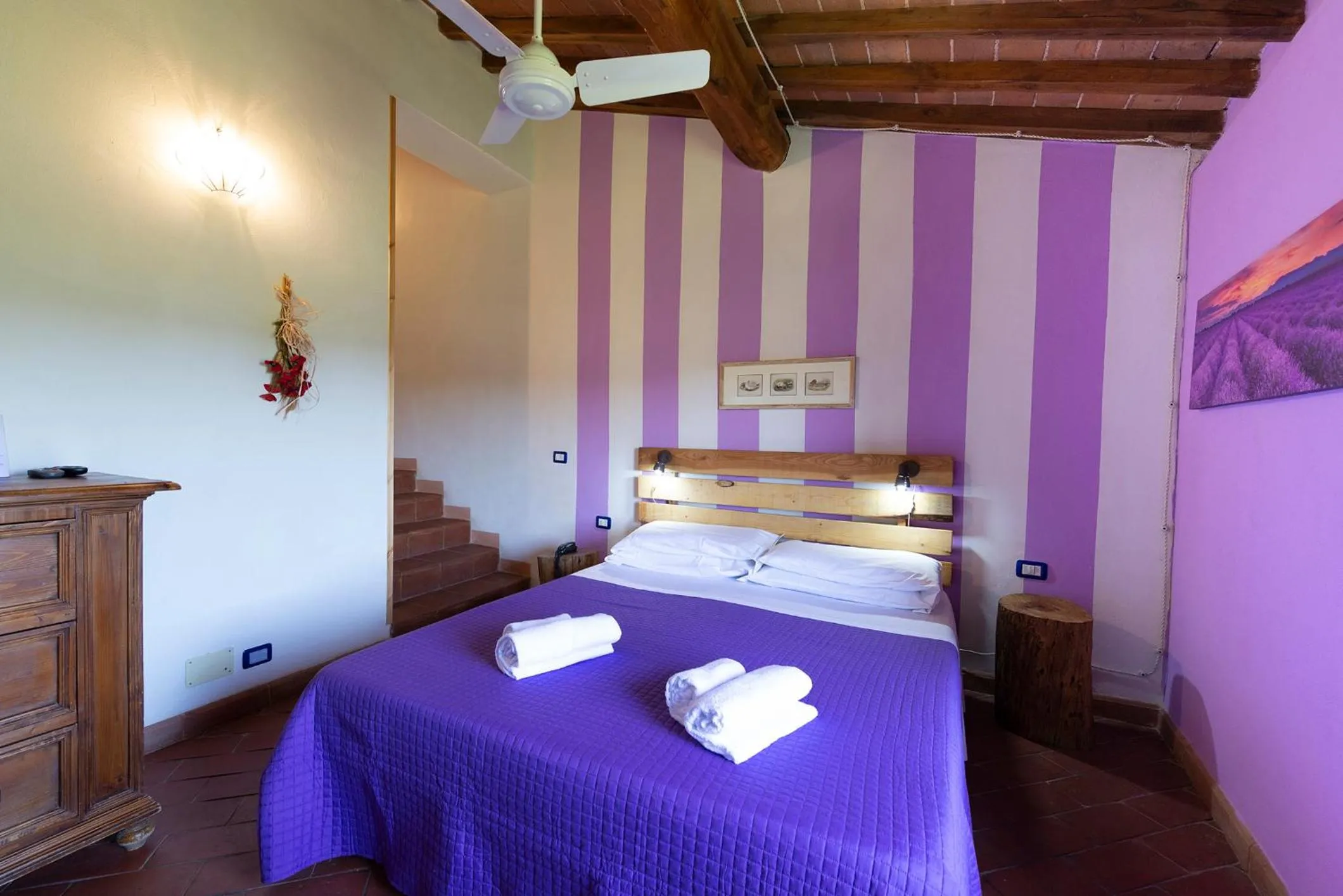 Photo of the whole room, Bed in Locanda Vesuna Hotel Countryhouse