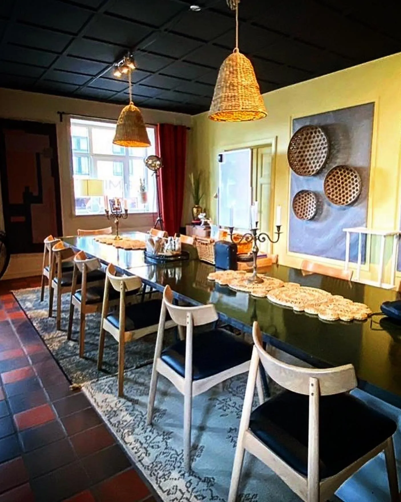 Seating area in Hotel Gammel Havn