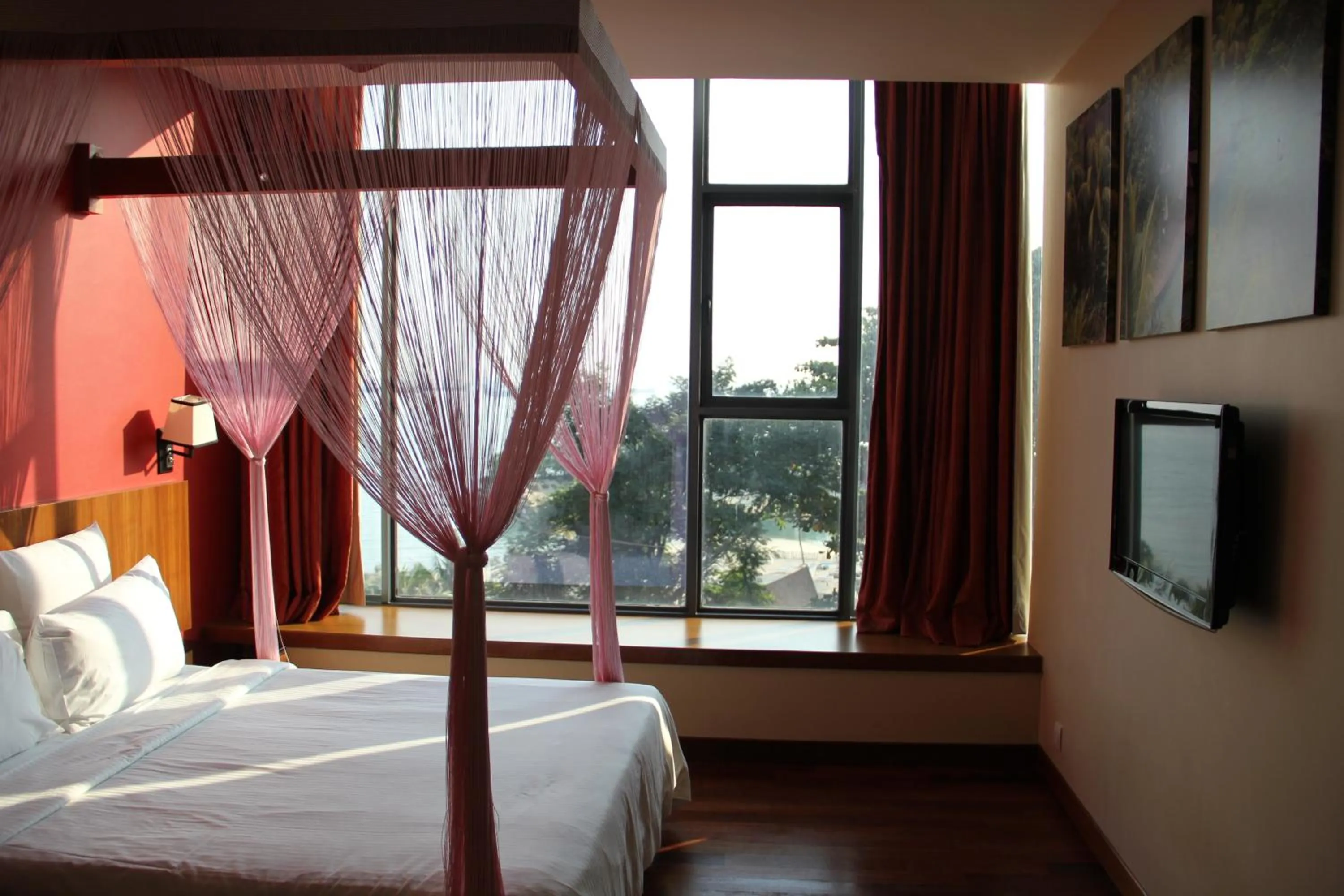 Bed in Siloso Beach Resort - Sentosa