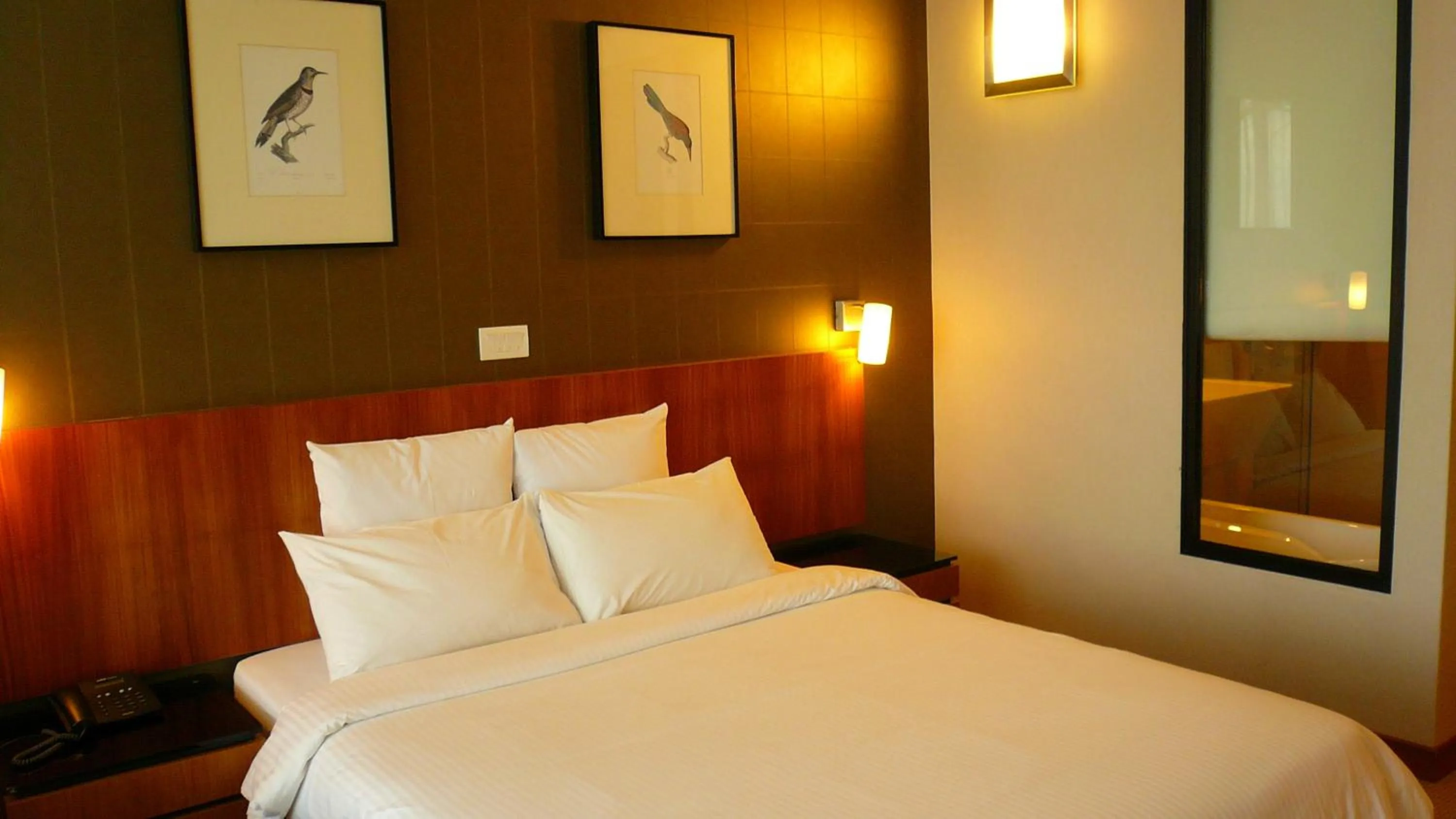 Bed in Siloso Beach Resort - Sentosa