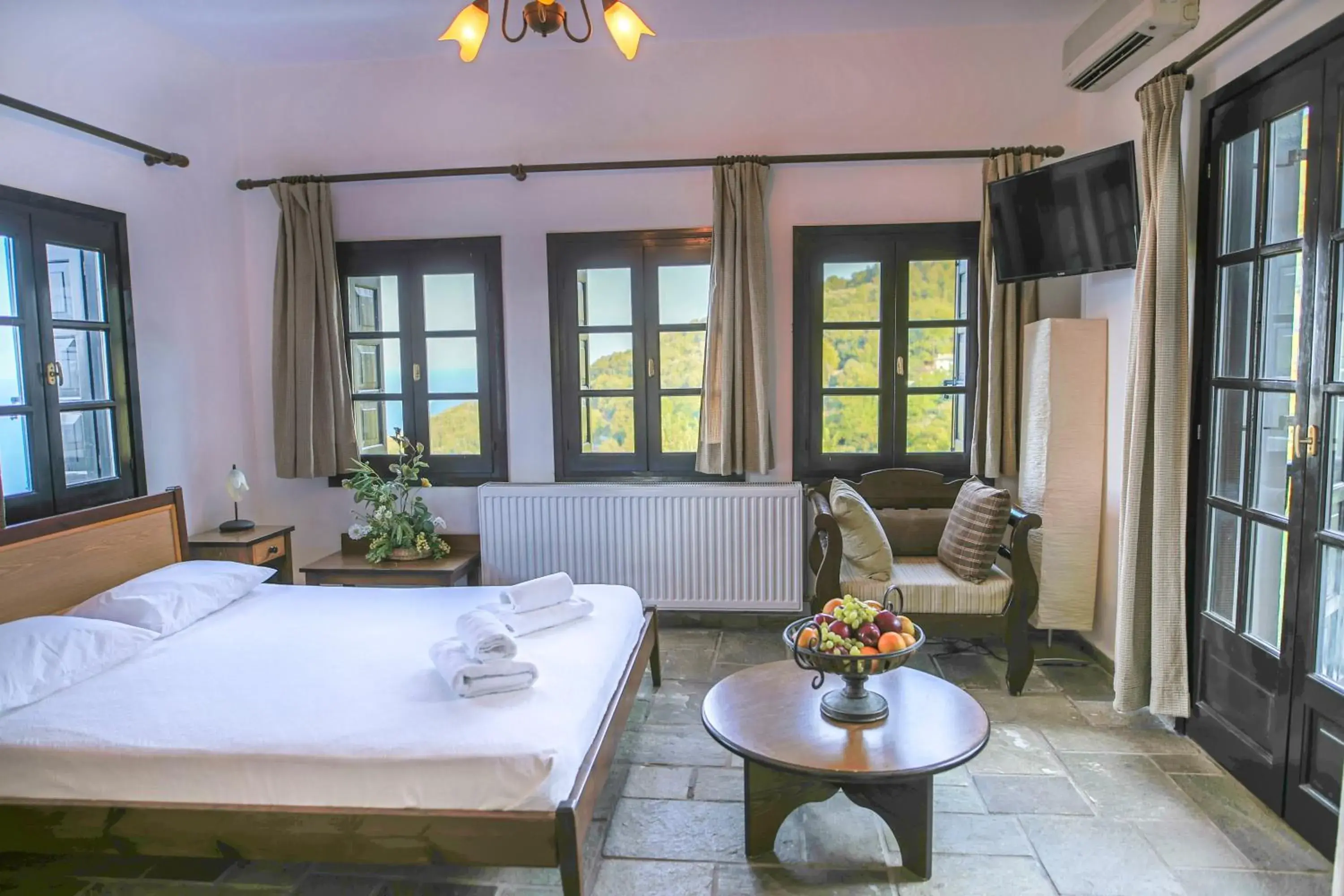 One-Bedroom Apartment in Pilio Sea Horizon Hotel One-Bedroom Apartment in Pilio Sea Horizon Hotel