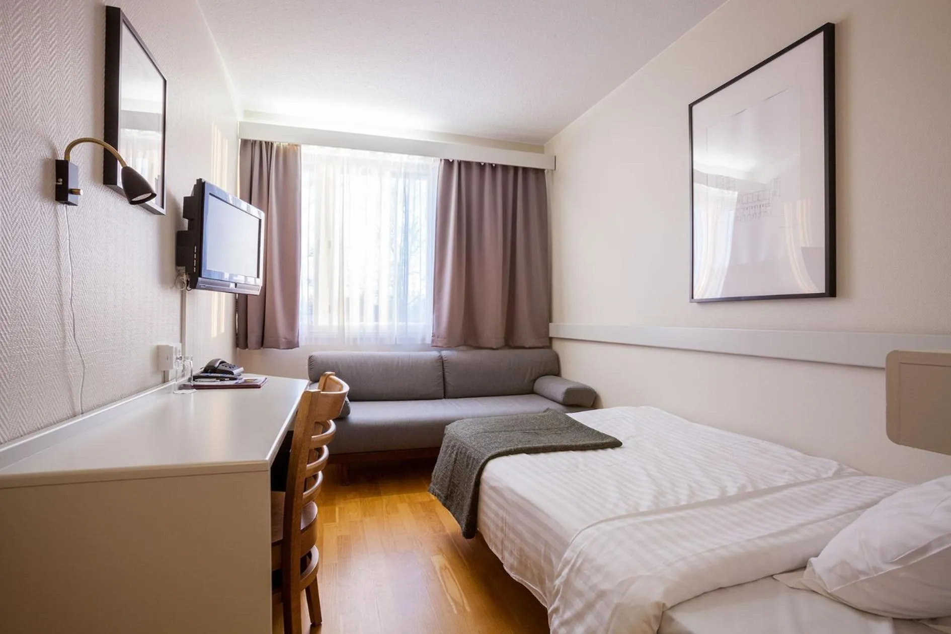 Bed in Pietarsaaren Kaupunginhotelli