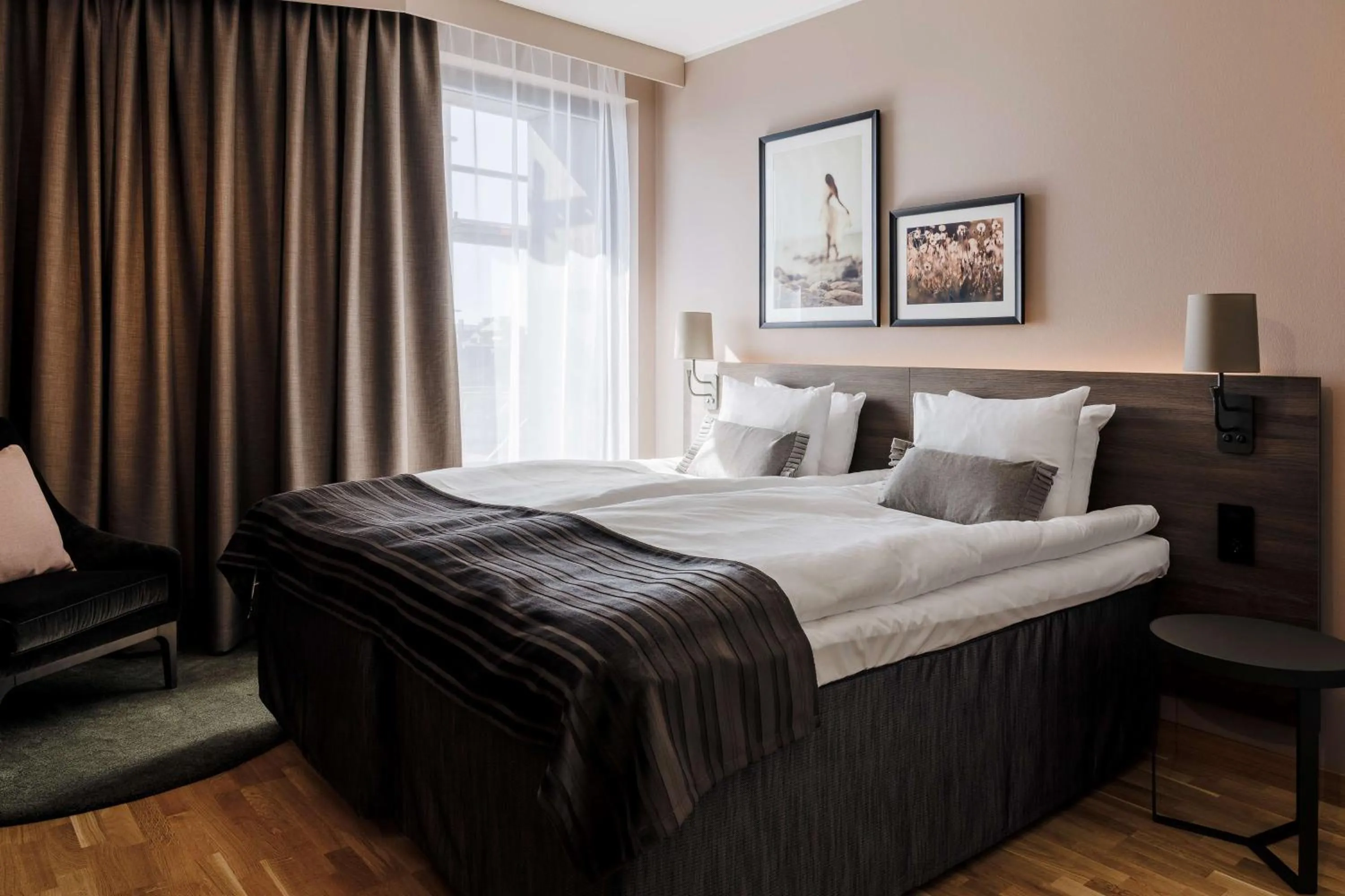 Bedroom, Bed in Scandic Strömmen