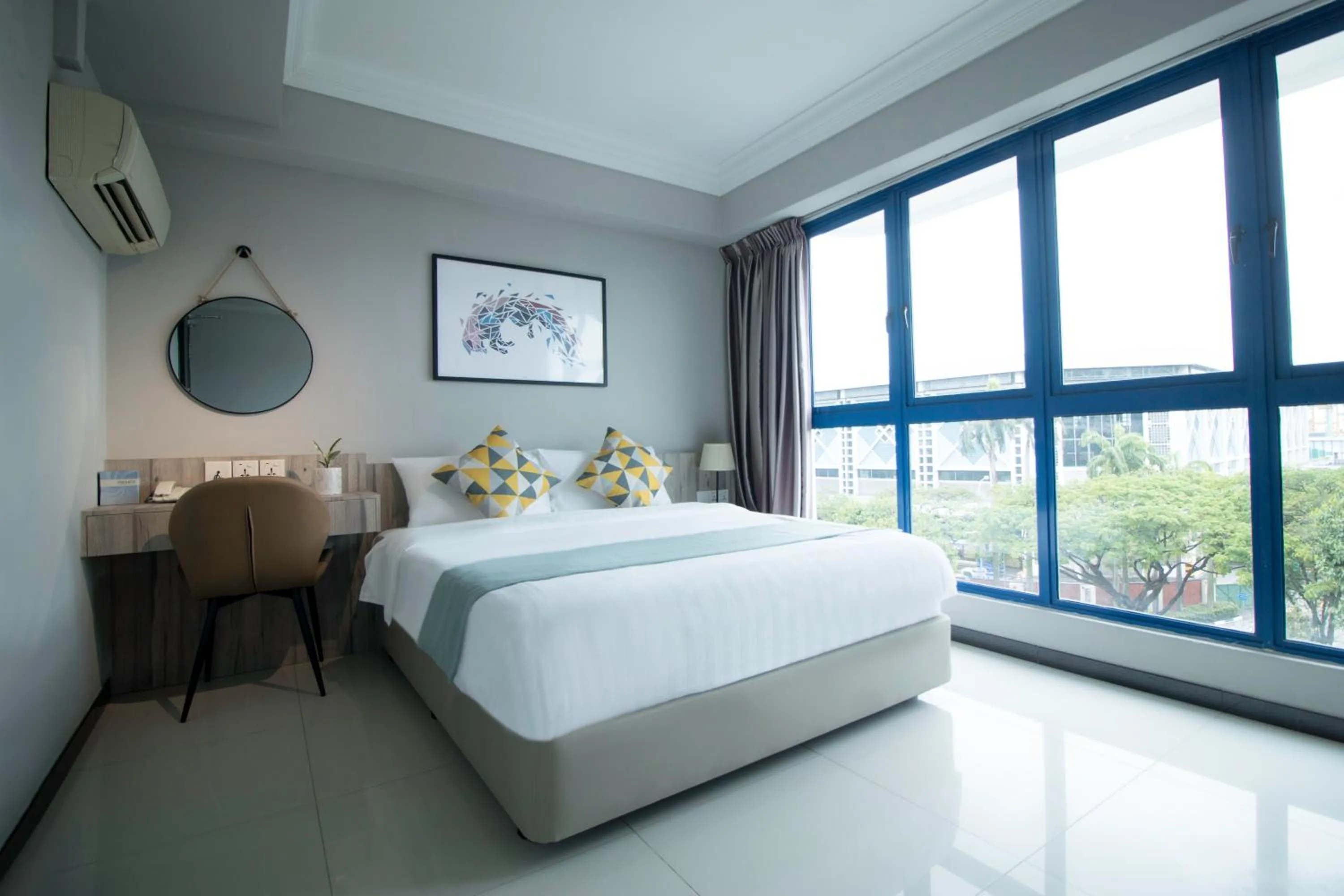 Bedroom, Bed in Harbour Ville Hotel