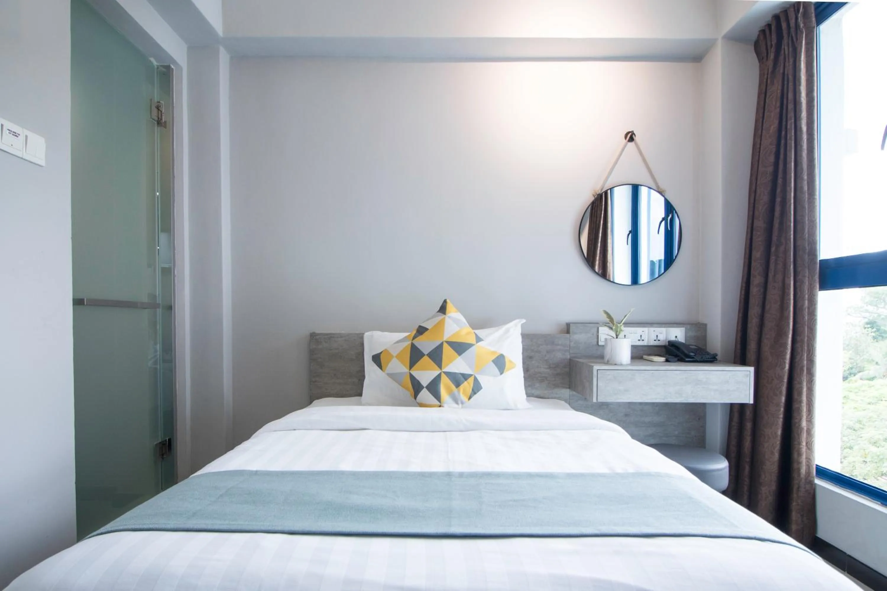 Bedroom, Bed in Harbour Ville Hotel